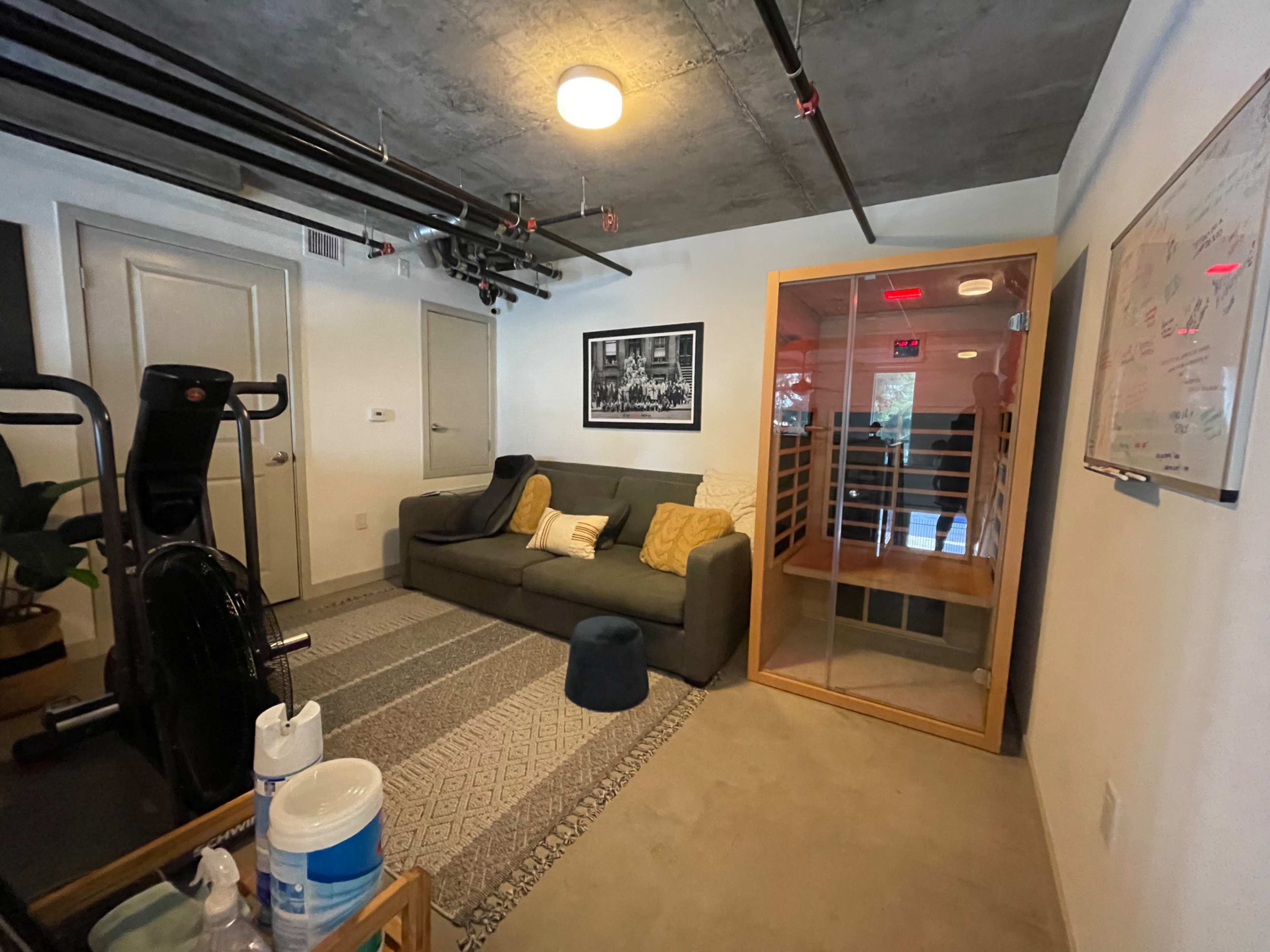 100 REP FITNESS STUDIO / GYM Image in Central LA, Los Angeles, CA