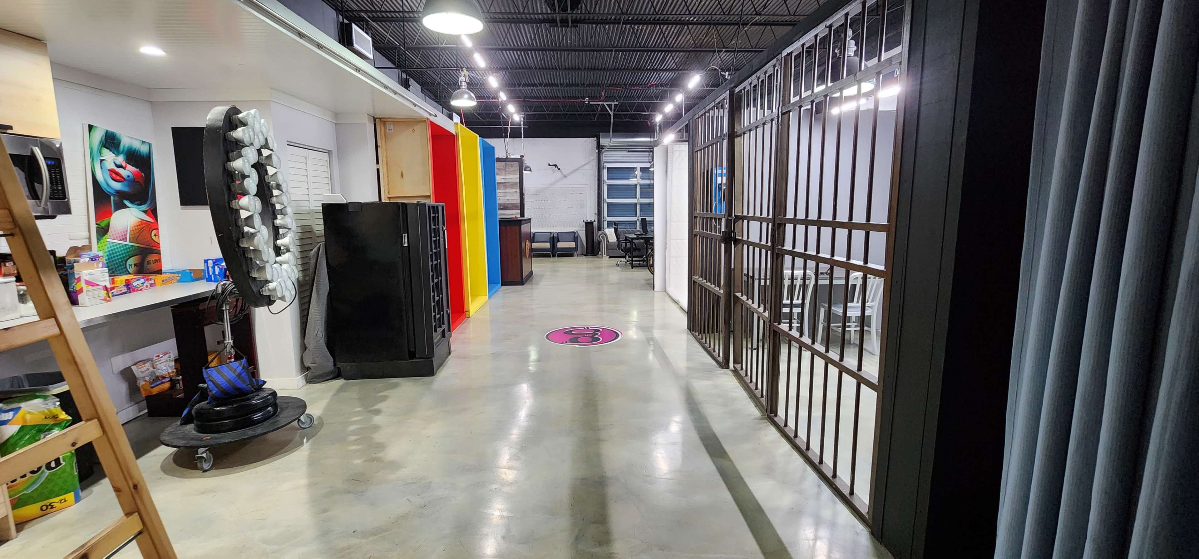 STUDIO (ENTIRE STUDIO RENTAL) Image in Dorsey Riverbend, FORT LAUDERDALE, FL