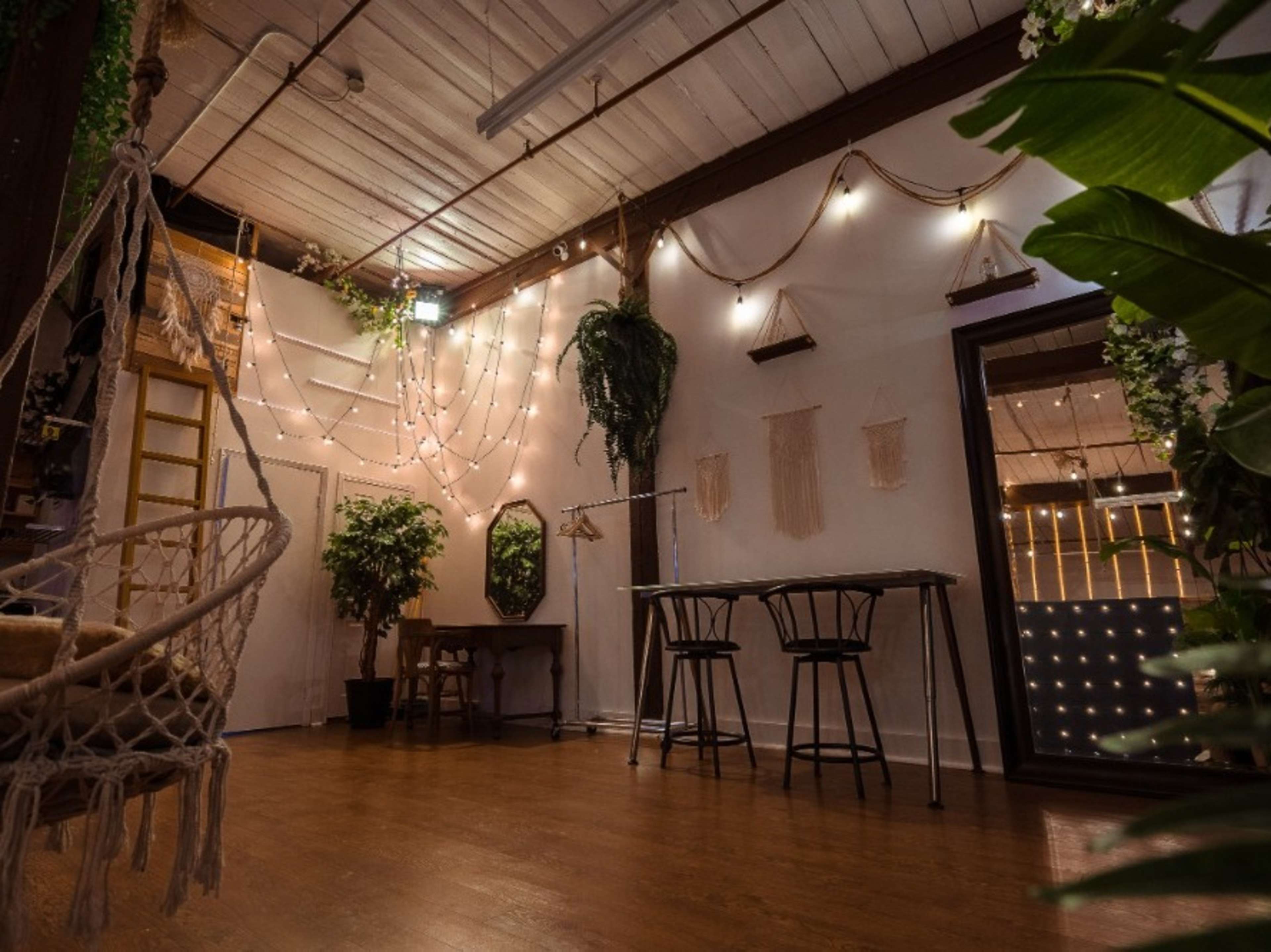 RENT: Mood Lights (Event Ambiance Lighting)