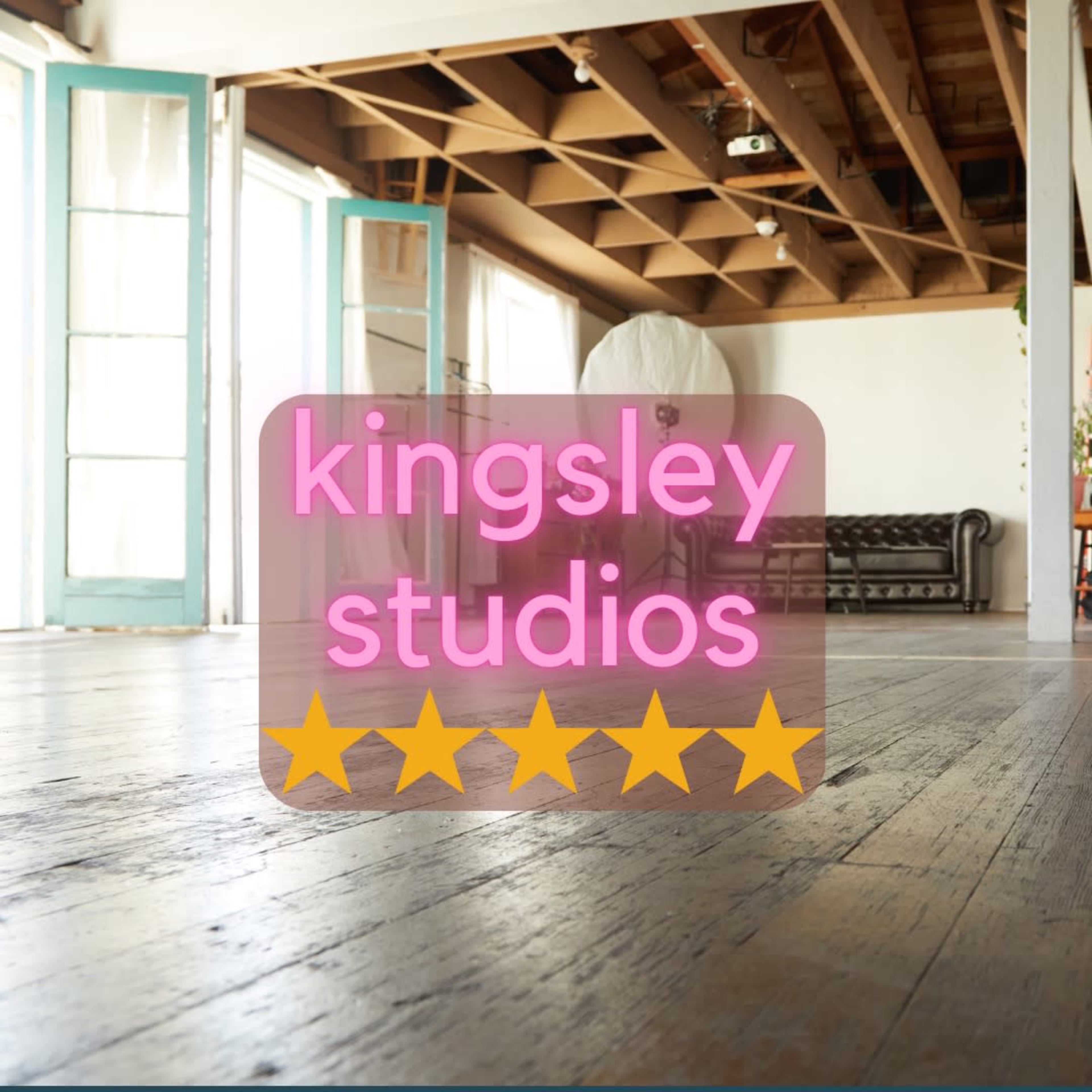 1930’s Hollywood Studio with balcony on Hollywood Blvd Image in Los Feliz, Los Angeles, CA