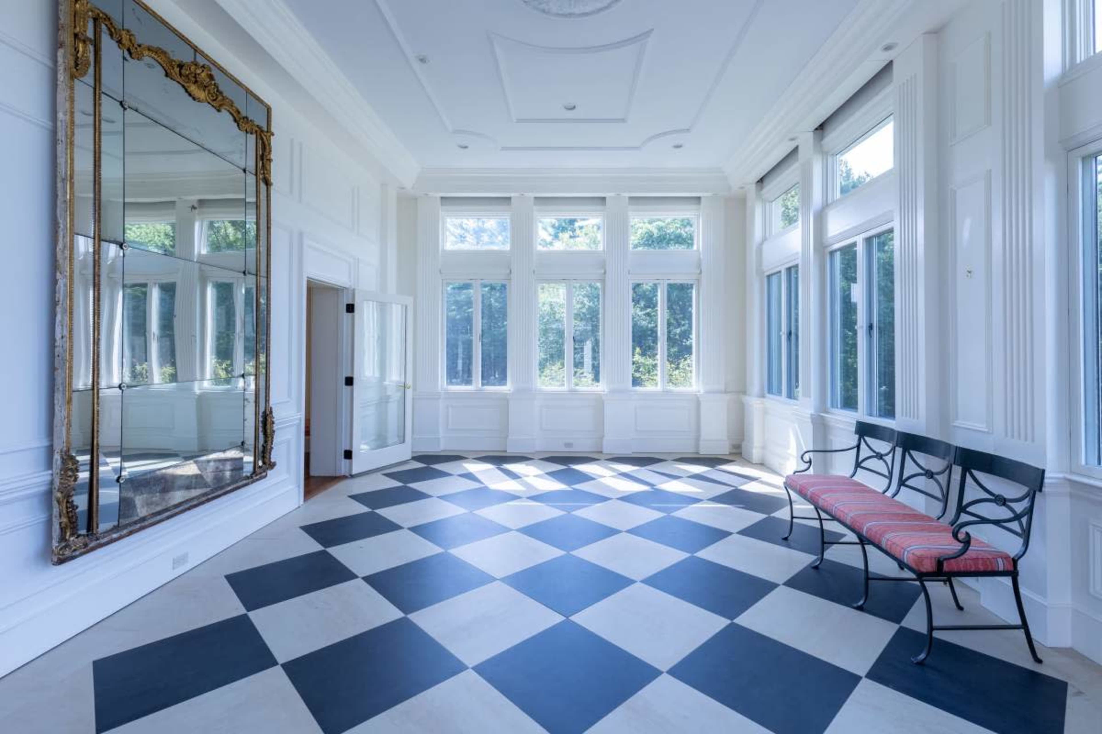 Large Country Equestrian Estate Image in Essex, Essex, MA