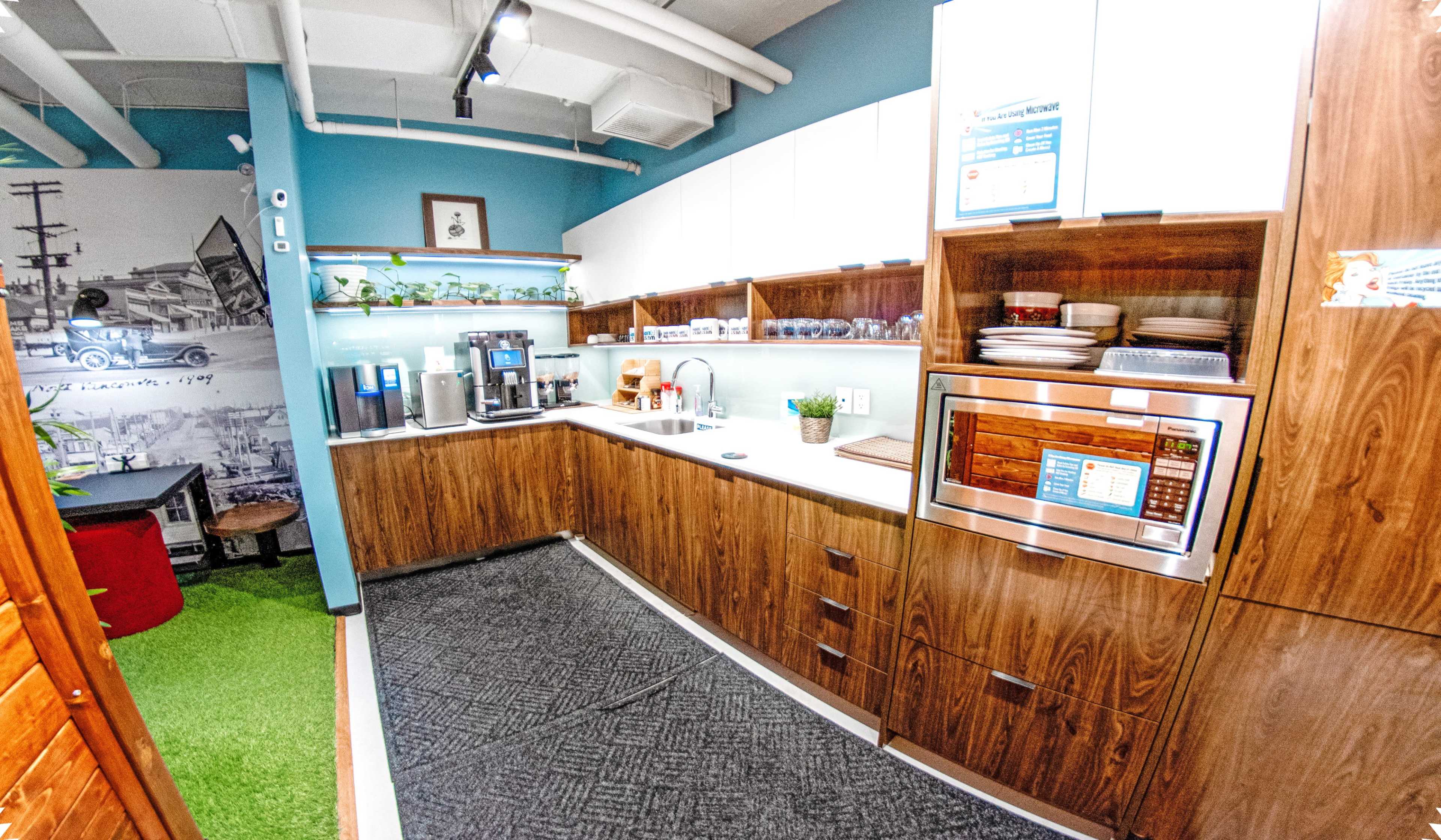 Team Office for 5 People Image in North Vancouver, North Vancouver, BC