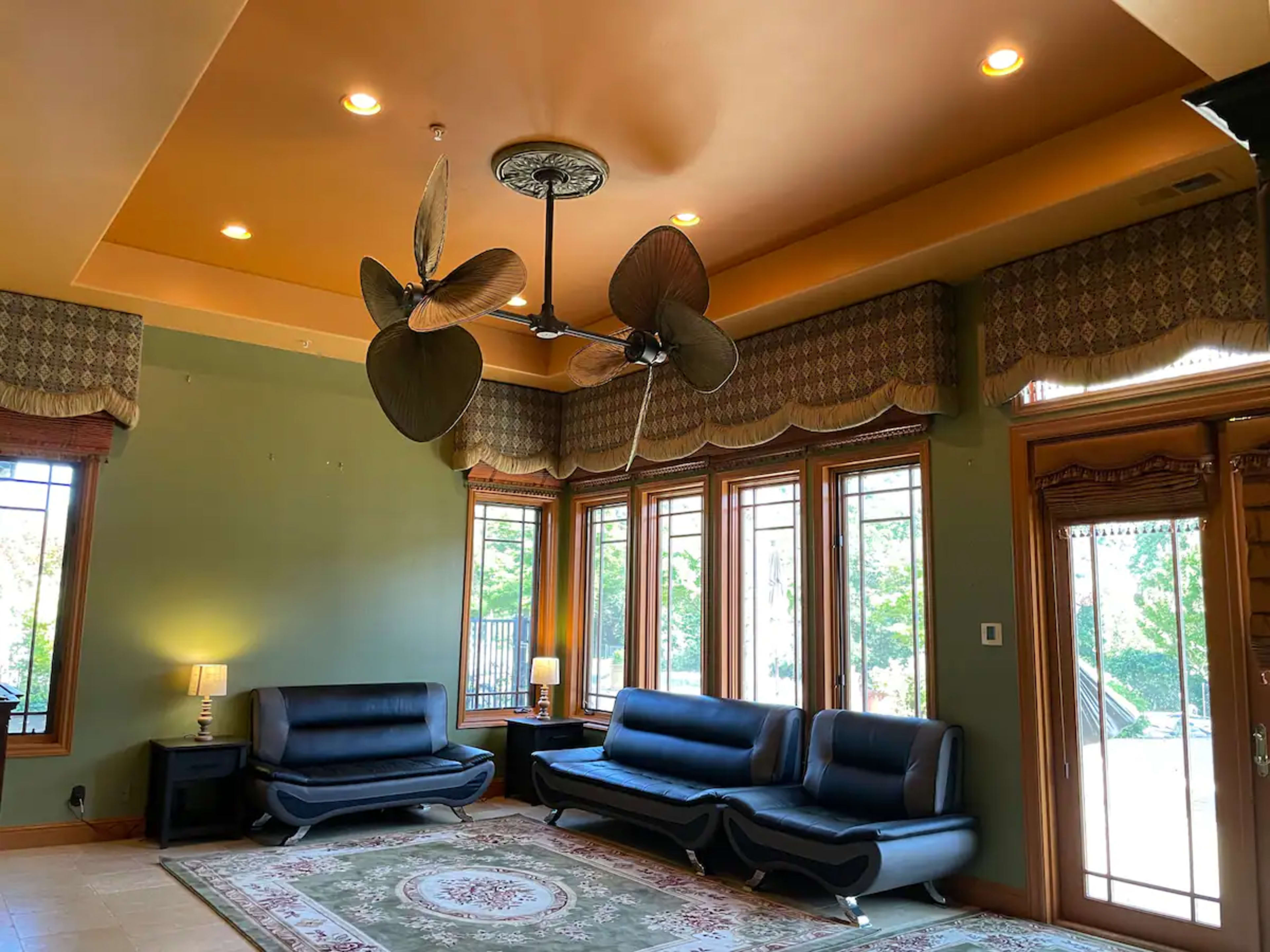 Delightful Luxury Ranch With Poolside Kitchen Image in , Gilroy, CA
