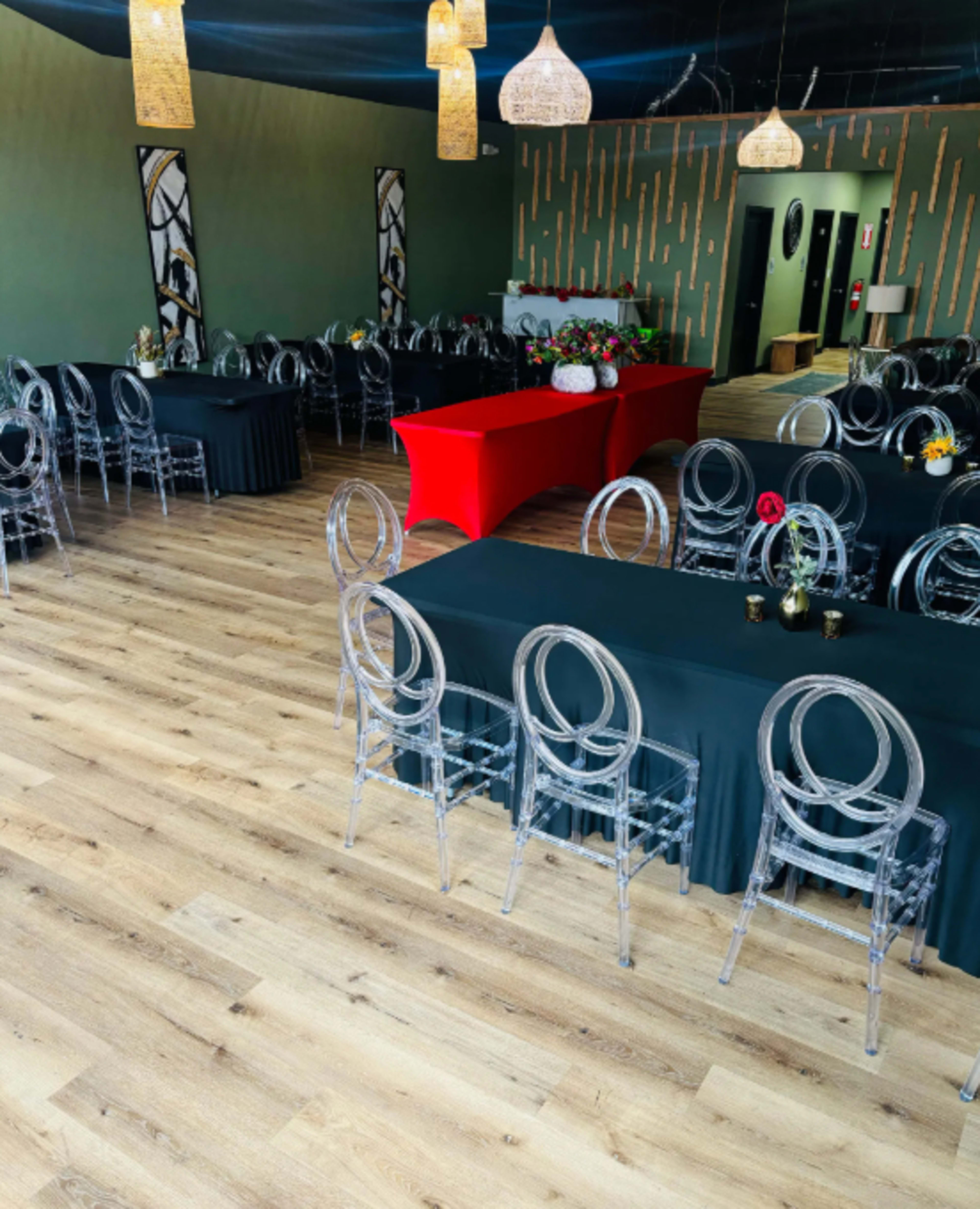 Chic Event Space Designed for Unforgettable Moments Image in Aurora Township, North Aurora, IL