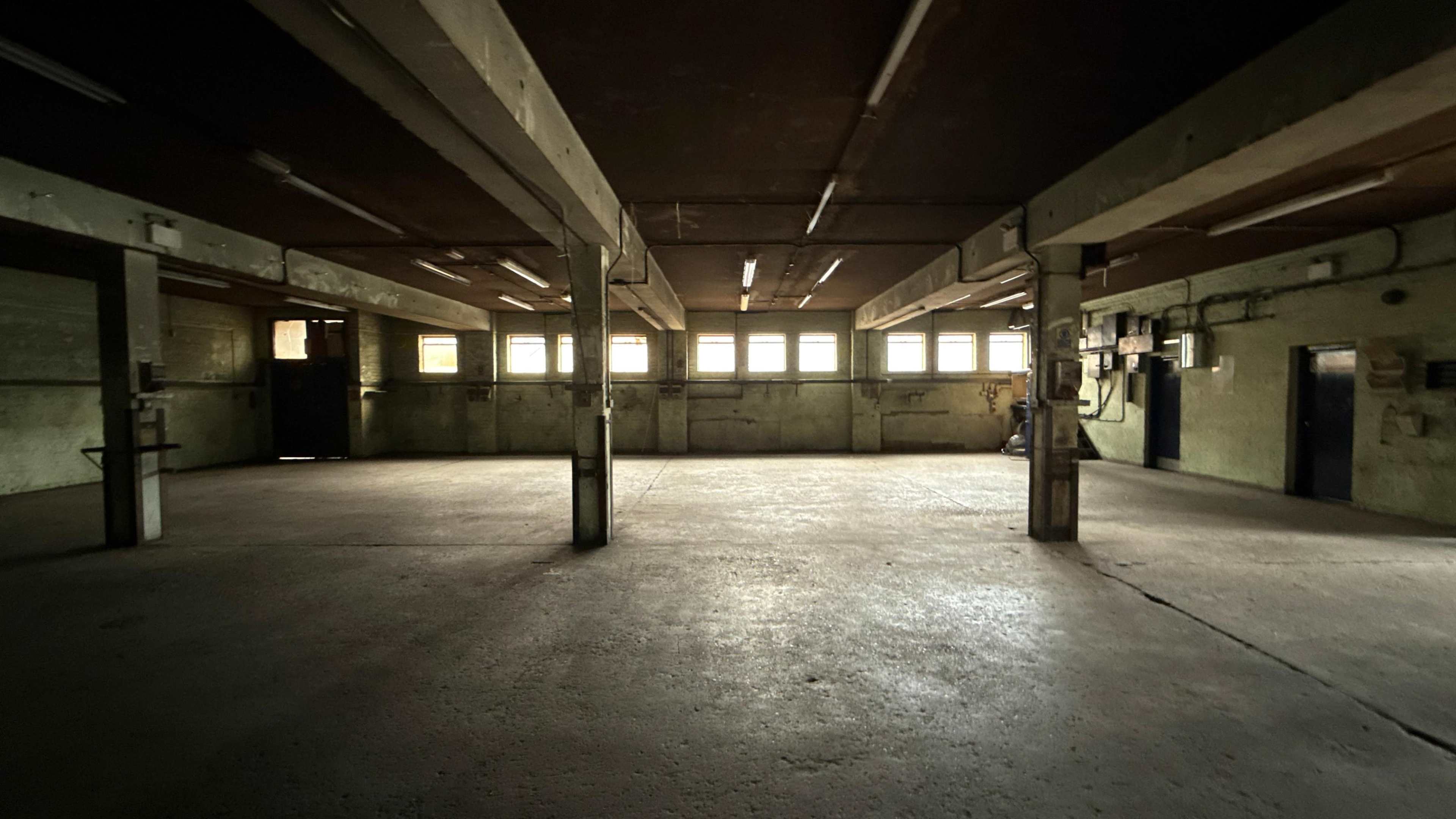 Multi-Unit Studio with Expansive 3-Floor Industrial Warehouse and Large Cove Studio Space in Seven Sisters Image in London, London, ENG