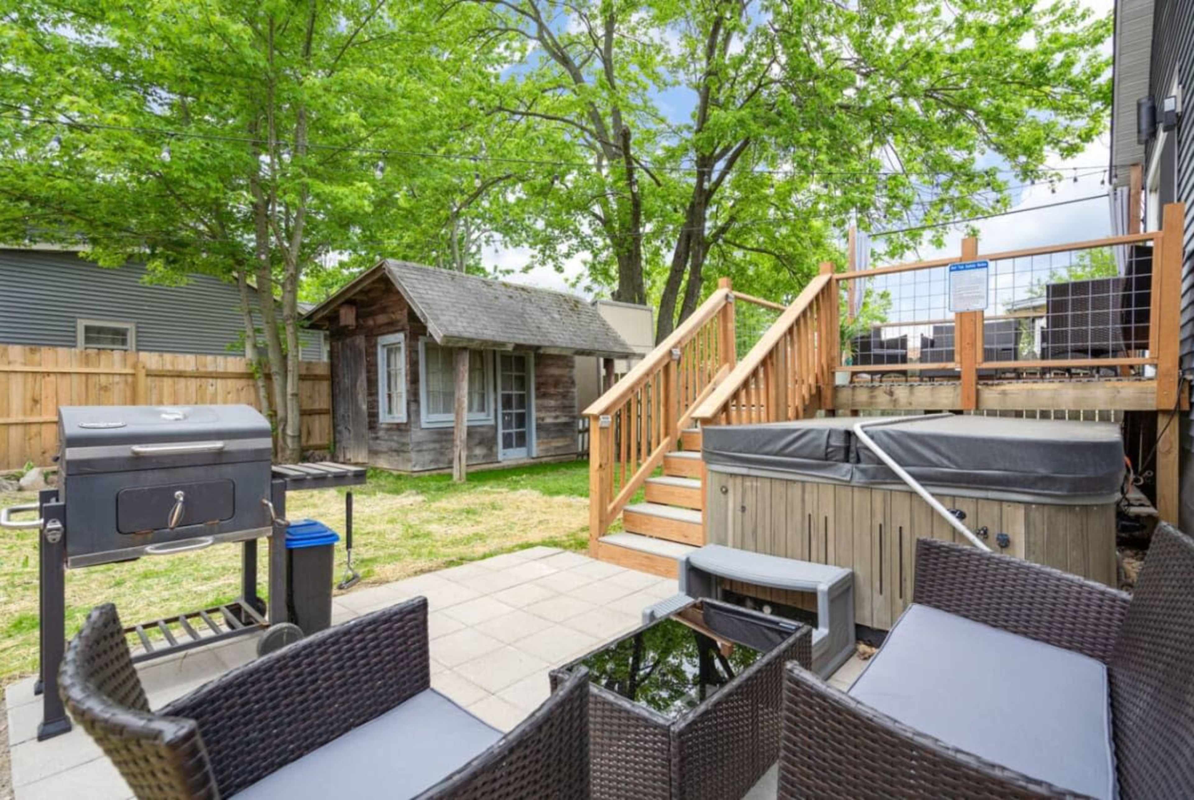 Modern, spacious, crisp Lake House with views of Jordan Lake Image in Woodland Township, Lake Odessa, MI
