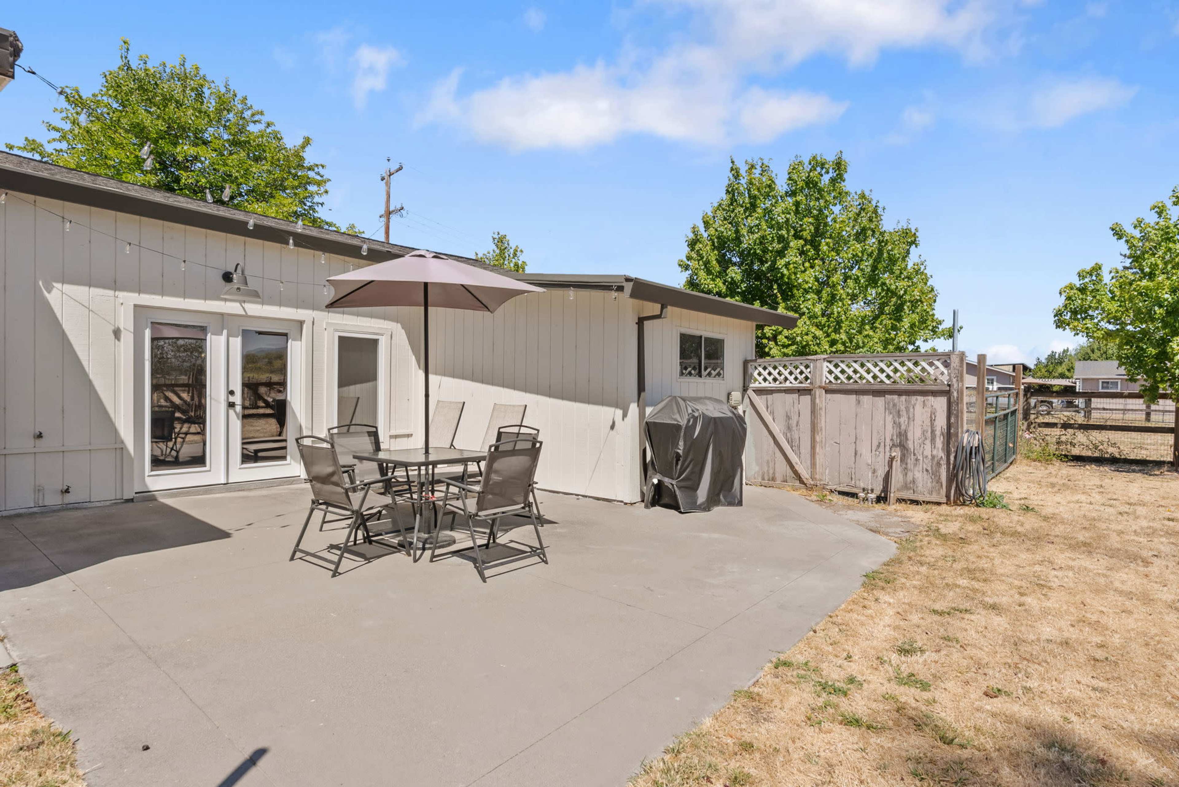 Modern Wine Country Farmhouse with Game Room Image in , Sonoma, CA