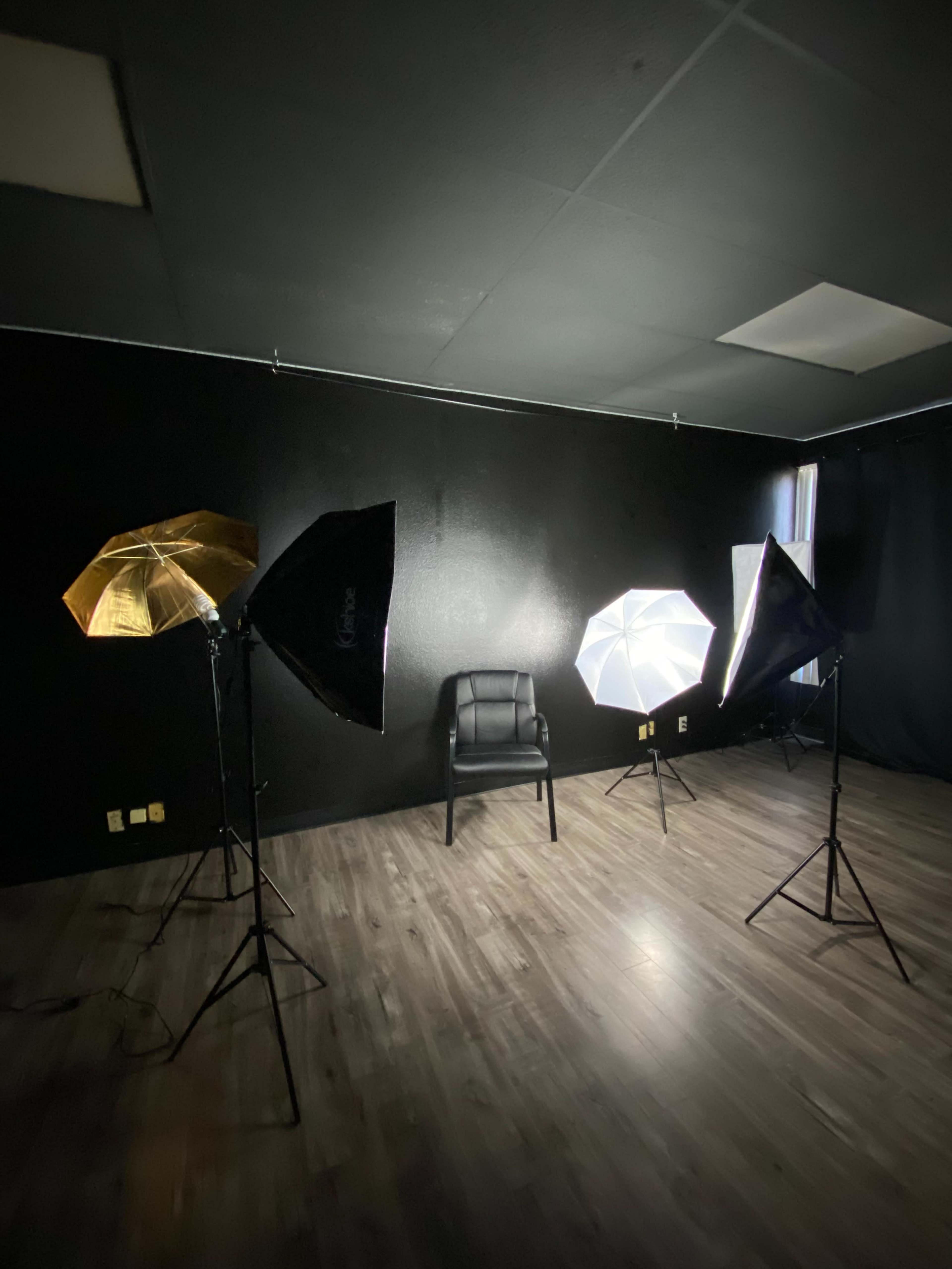 V.I.P.  BOSS  "Studio Space" Image in Hawthorne, Hawthorne, CA