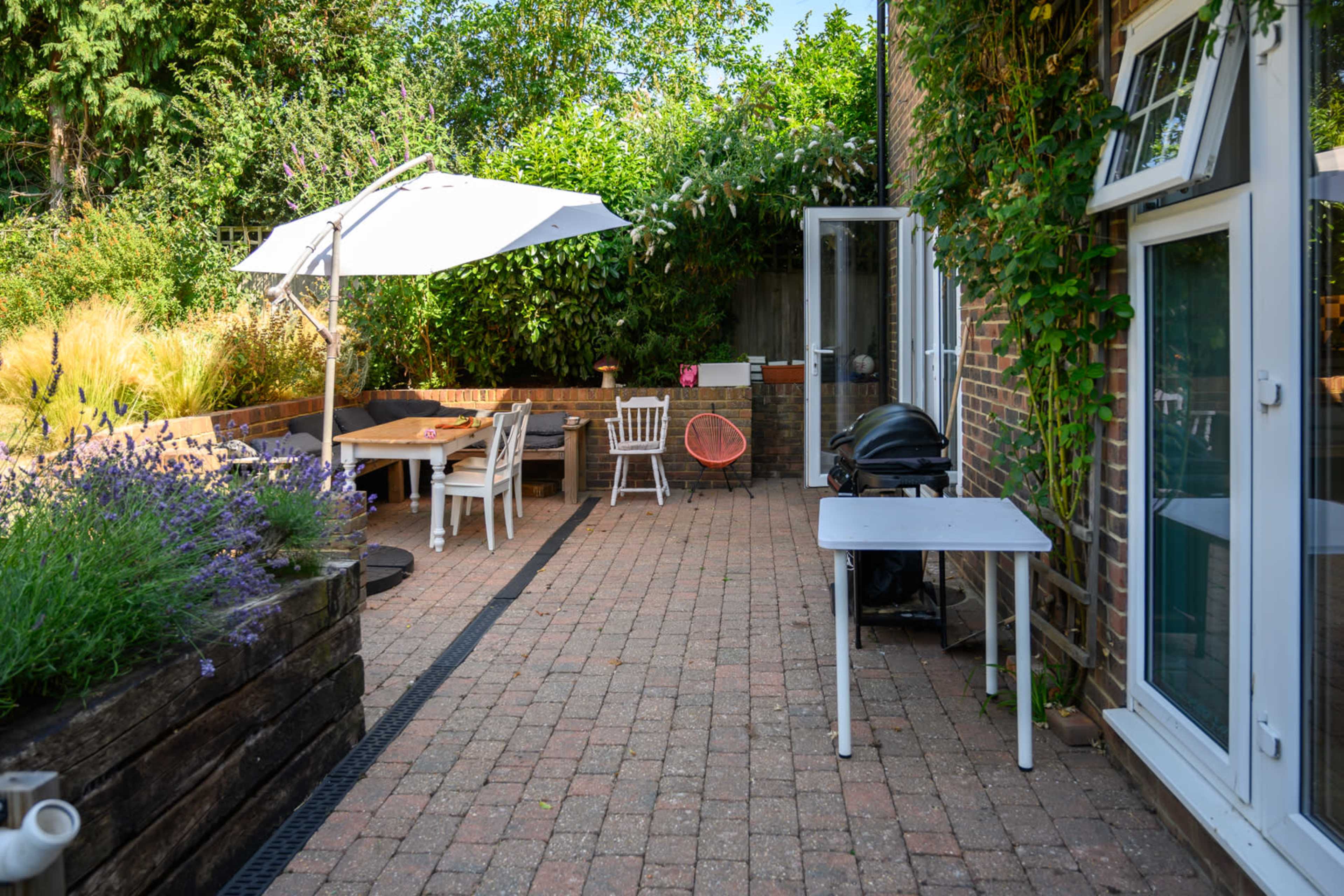 6 Bedroom Village Family Home Image in Maresfield, Maresfield, ENG