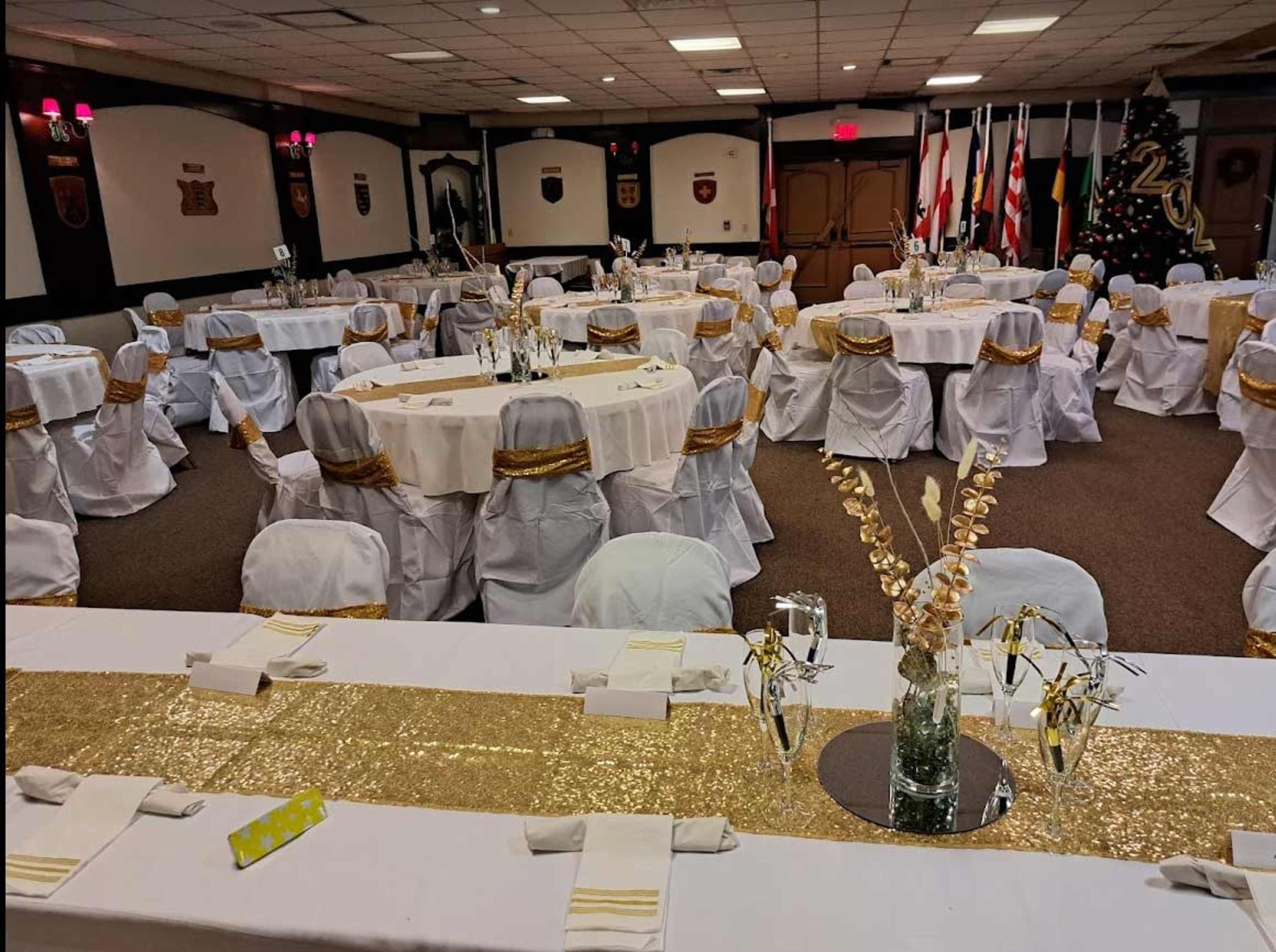 Alpine Themed Clubhouse with Ballroom and Dance Floor Image in Casselberry, Casselberry, FL