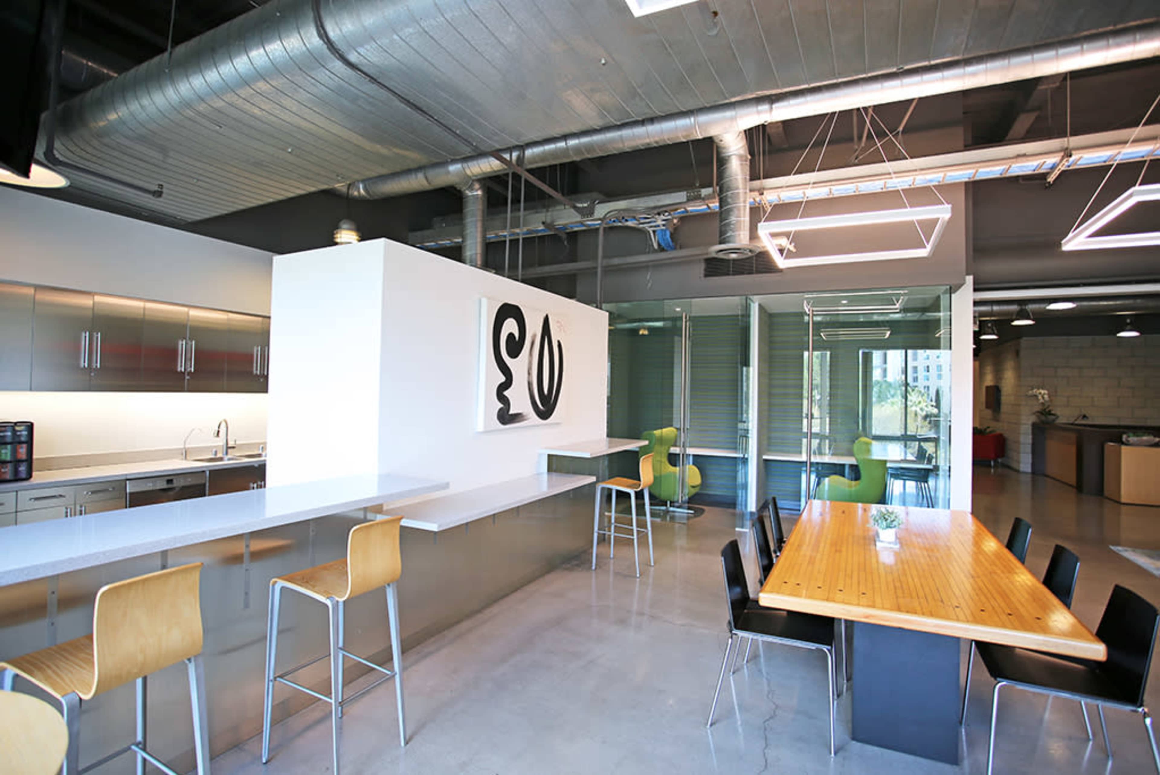 6 Person Conference Room Image in Aliso Viejo, Aliso Viejo, CA