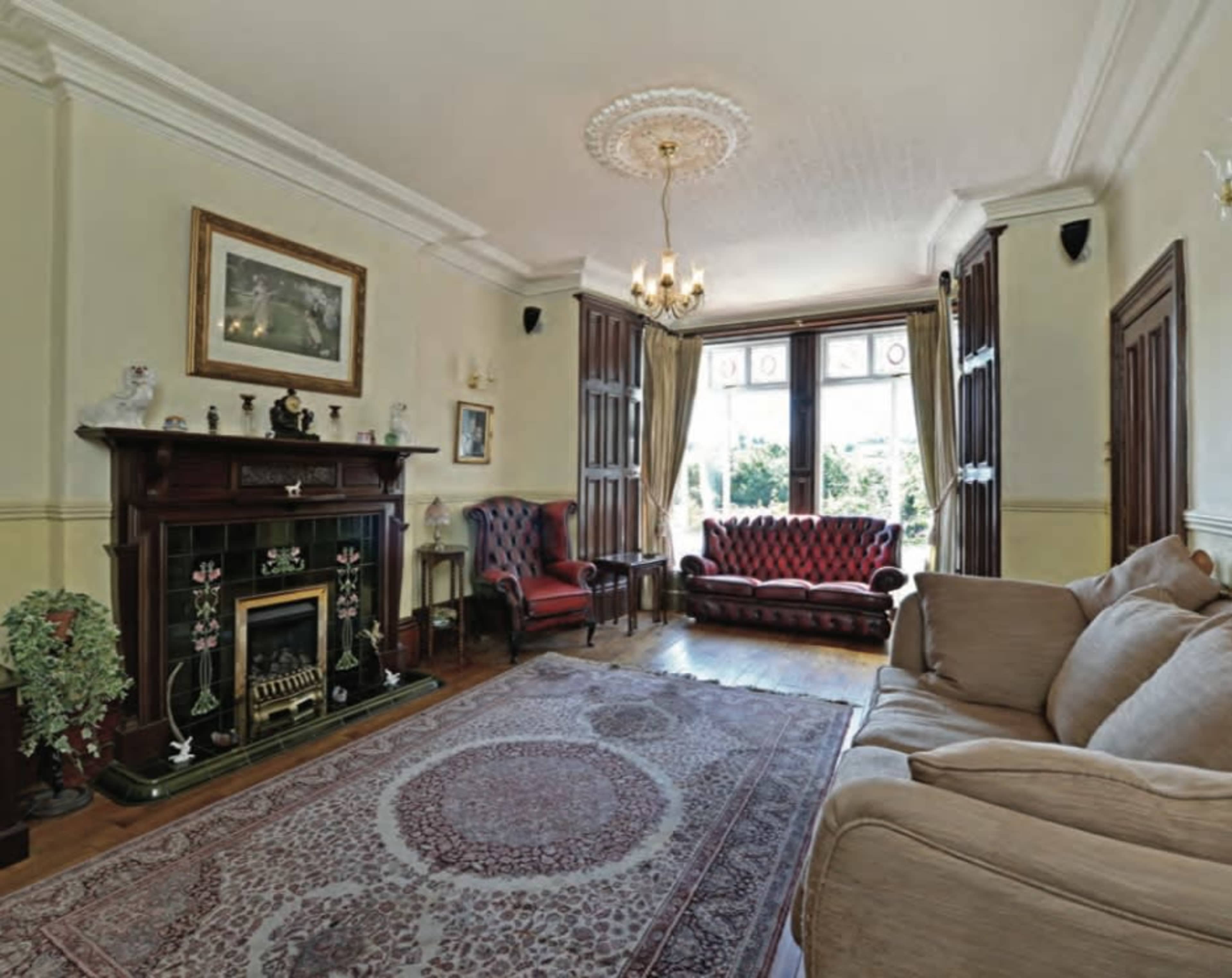 Country House, ex Officers’ Mess, edge of Peak District with 2 acres plus swimming pool. Image in Totley, SHEFFIELD, ENG