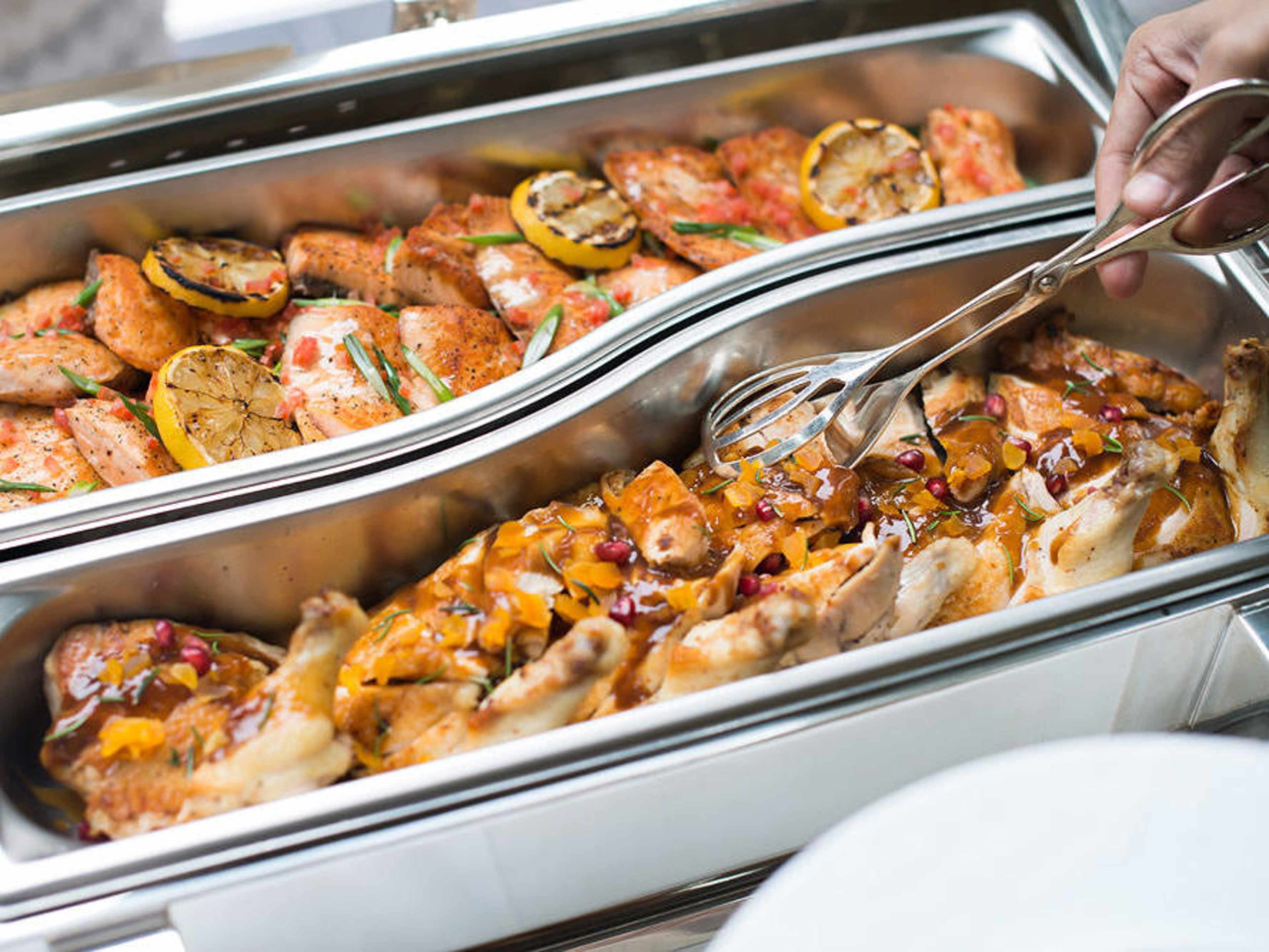 Hot Lunch/Dinner Entrées (specify choice)