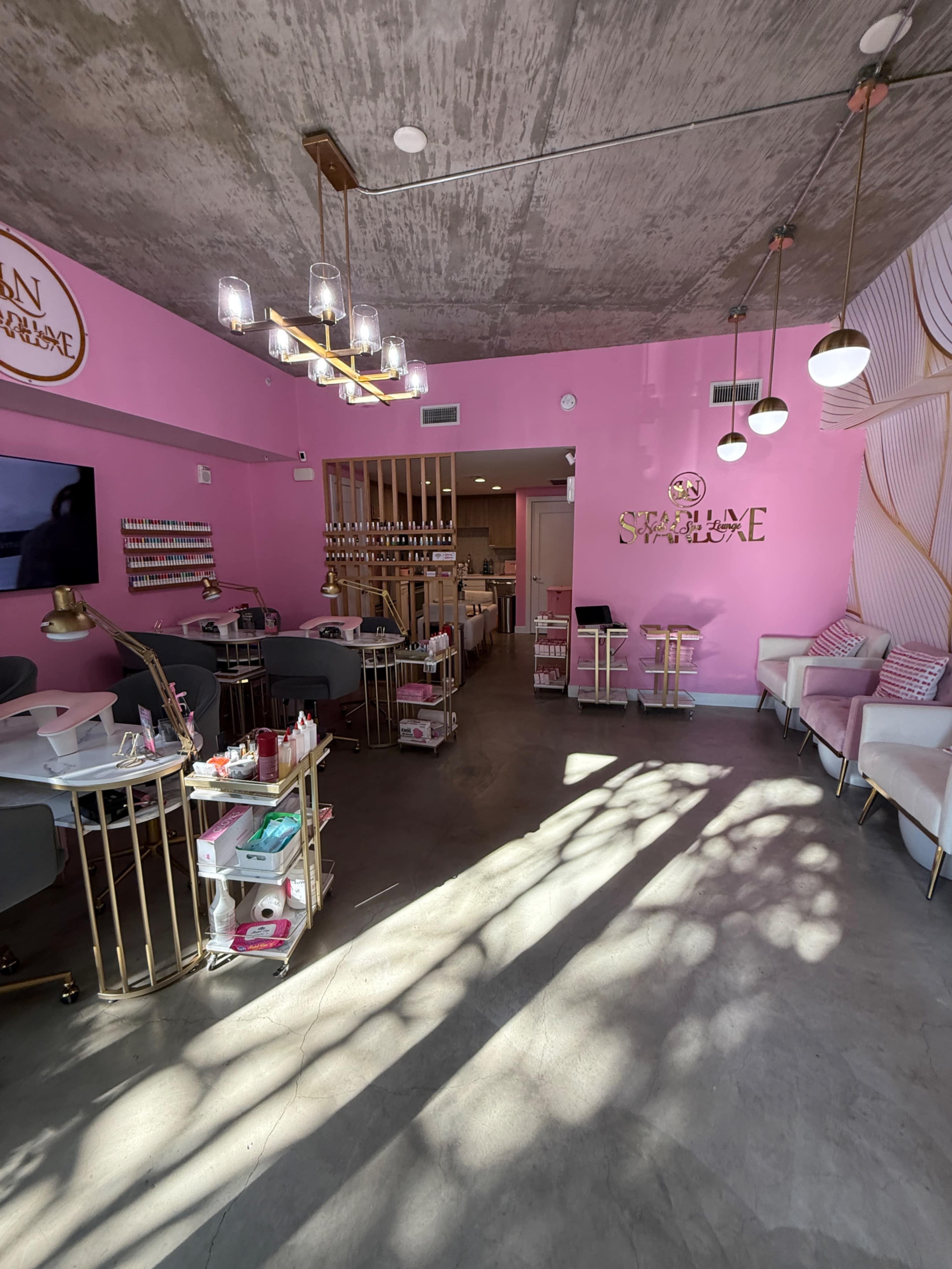 Luxury Nail Salon Venue – Perfect for Photoshoots, Events & Filming With An Elegant Backdrop! Image in Central LA, Los Angeles, CA