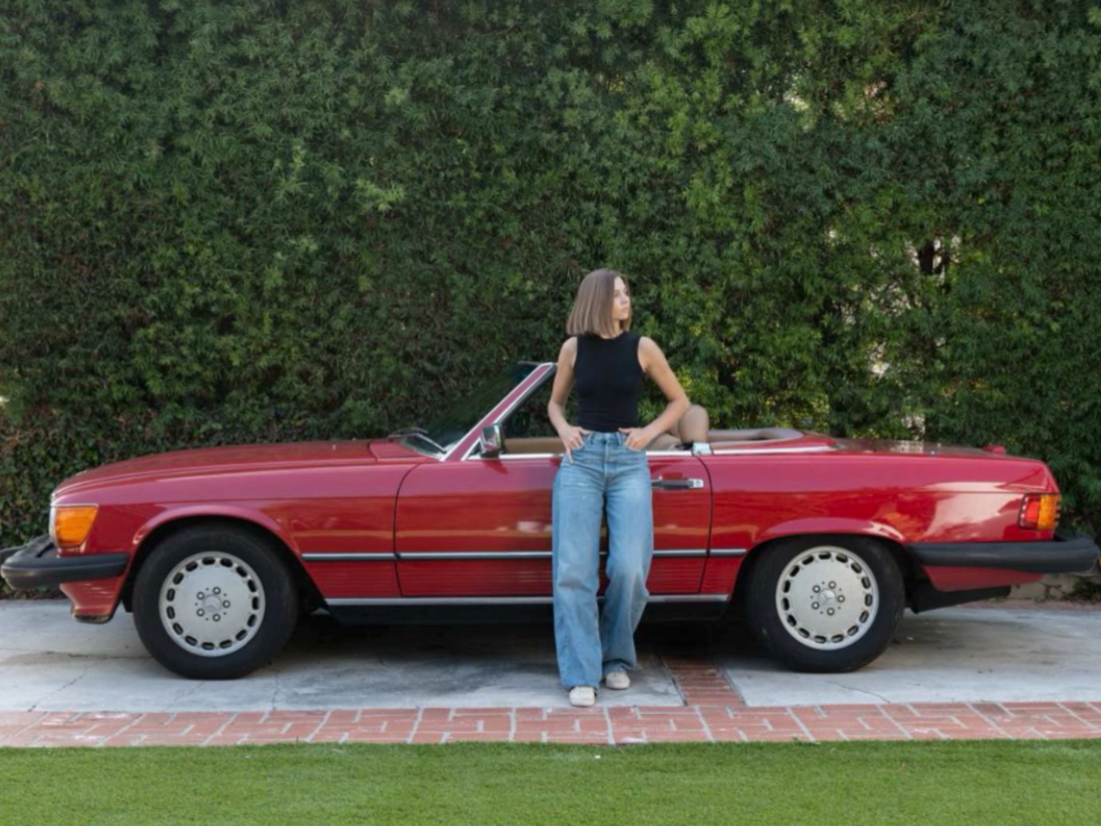 Mercedes Benz 560SL Rental (1987)