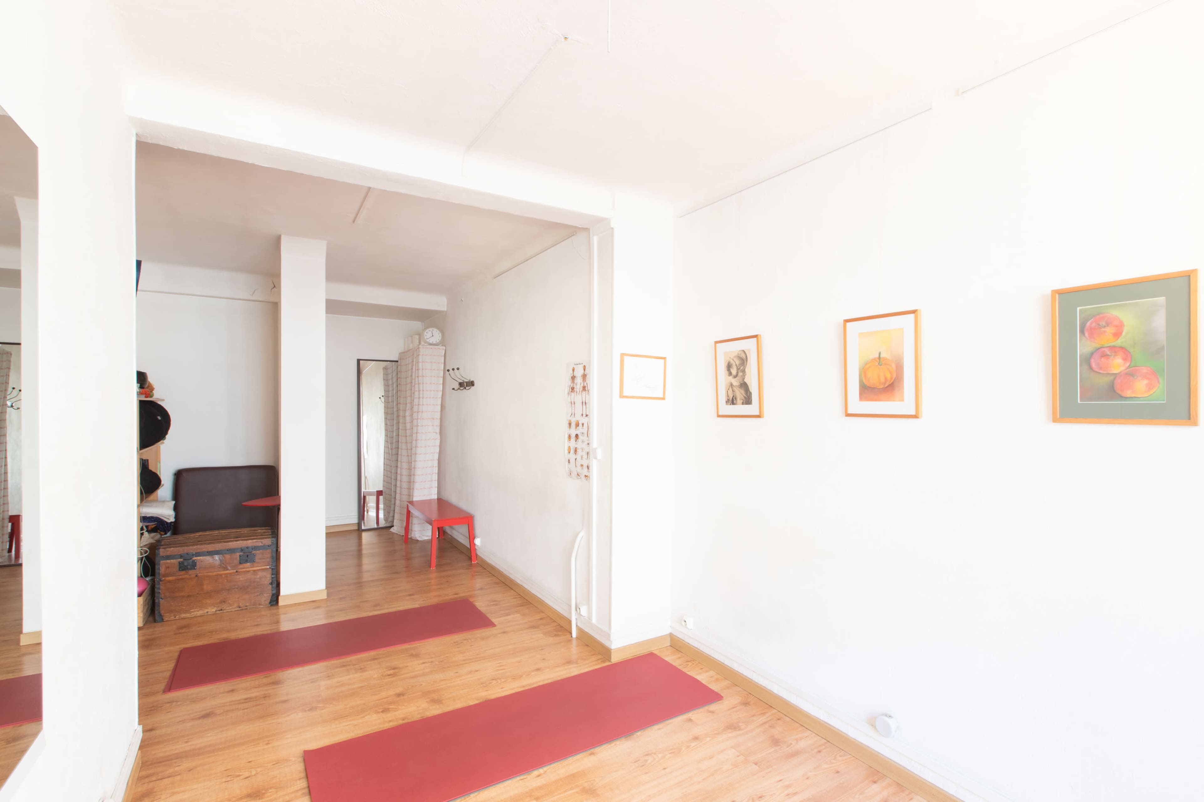 Studio de Yoga/Thérapie/Massages de 25 m2 - Paris 14è Image in Plaisance, Paris