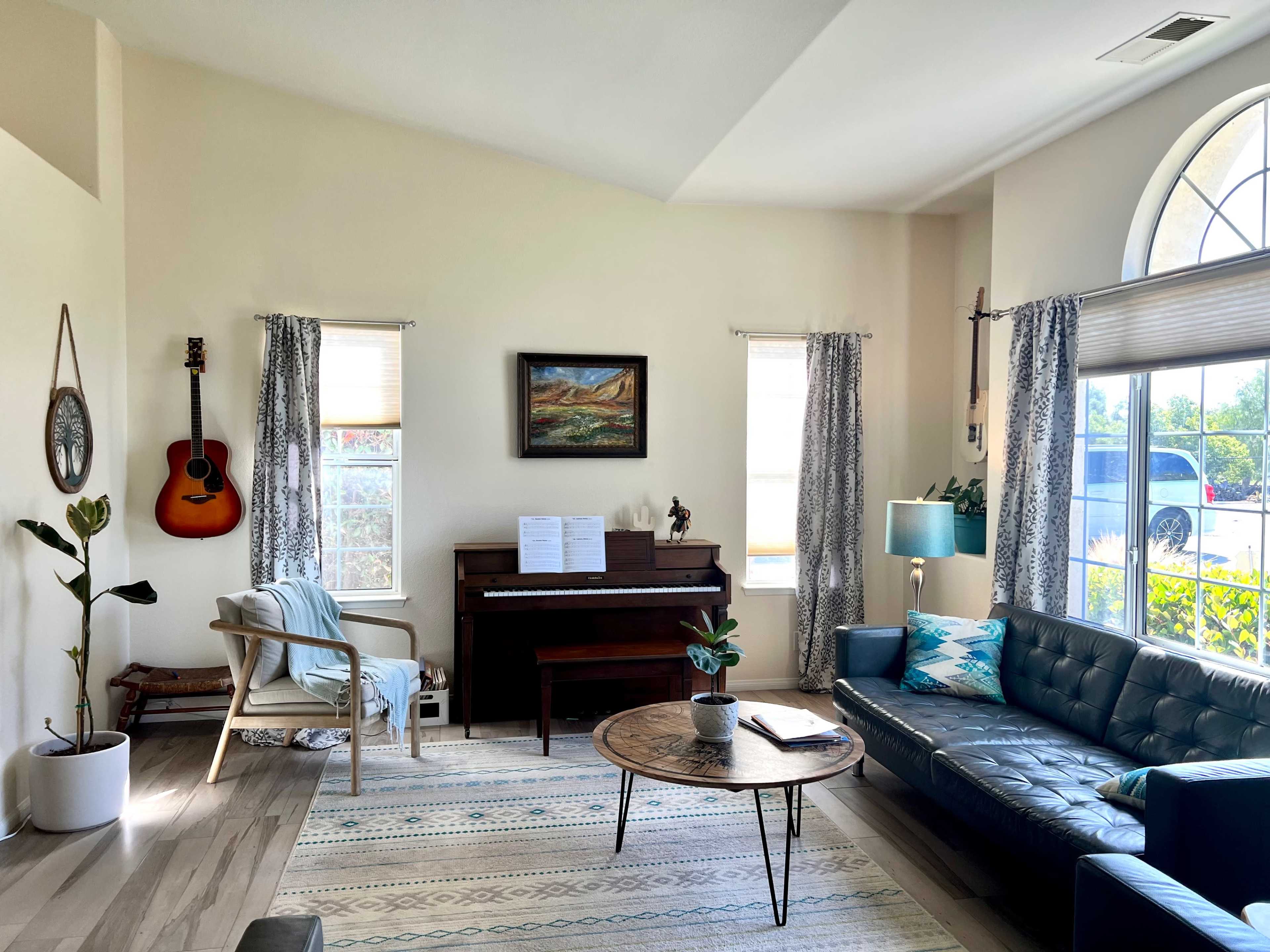 Mid Century Modern House with luxurious yard in the Country Image in Valley Center, Valley Center, CA