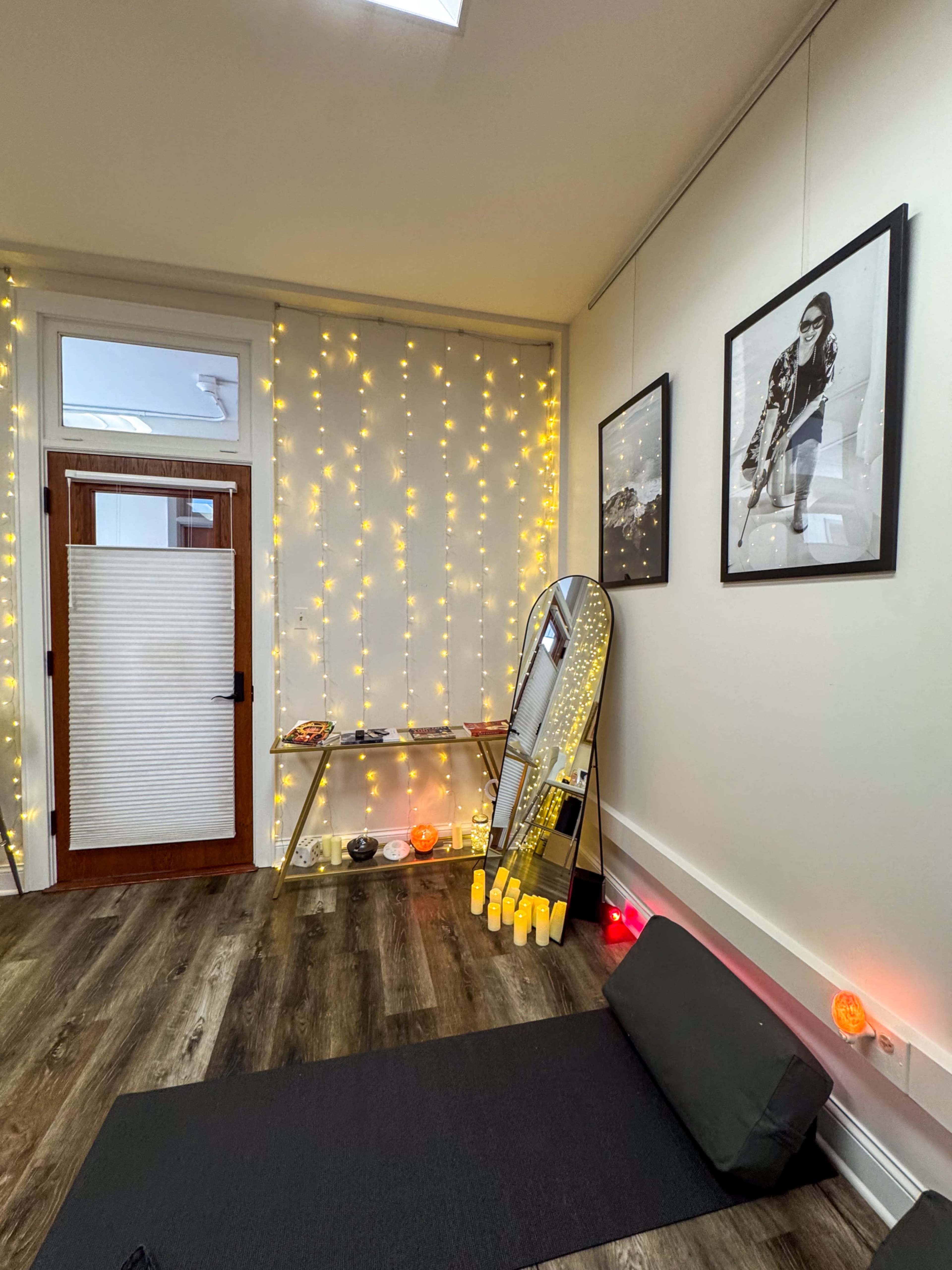Wheaton Yoga Studio with Natural Light Image in Milton Township, Wheaton, IL