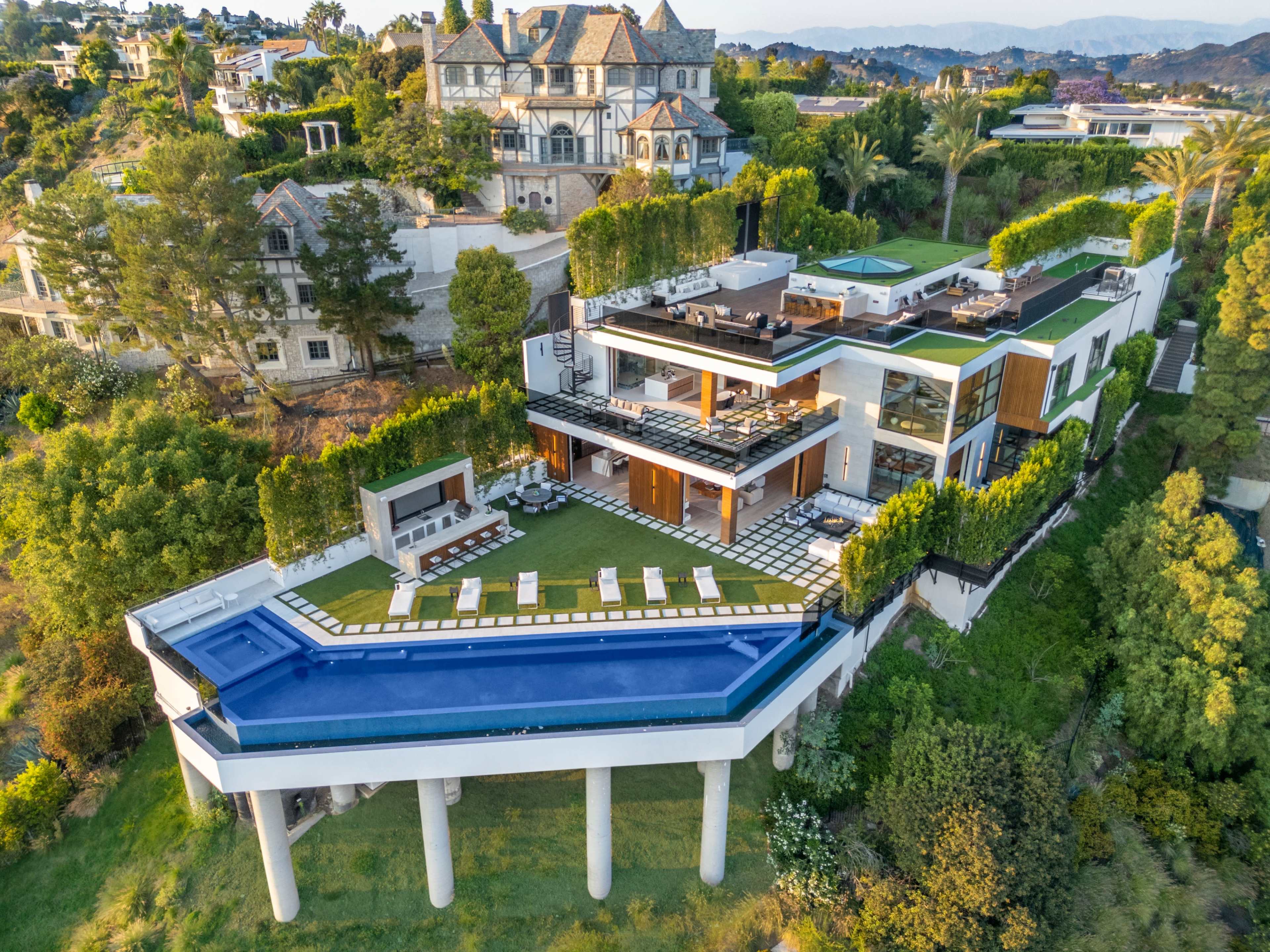 SOMERA MASTERPIECE: THE PINNACLE OF MODERN LUXURY Image in Bel Air, Los Angeles, CA