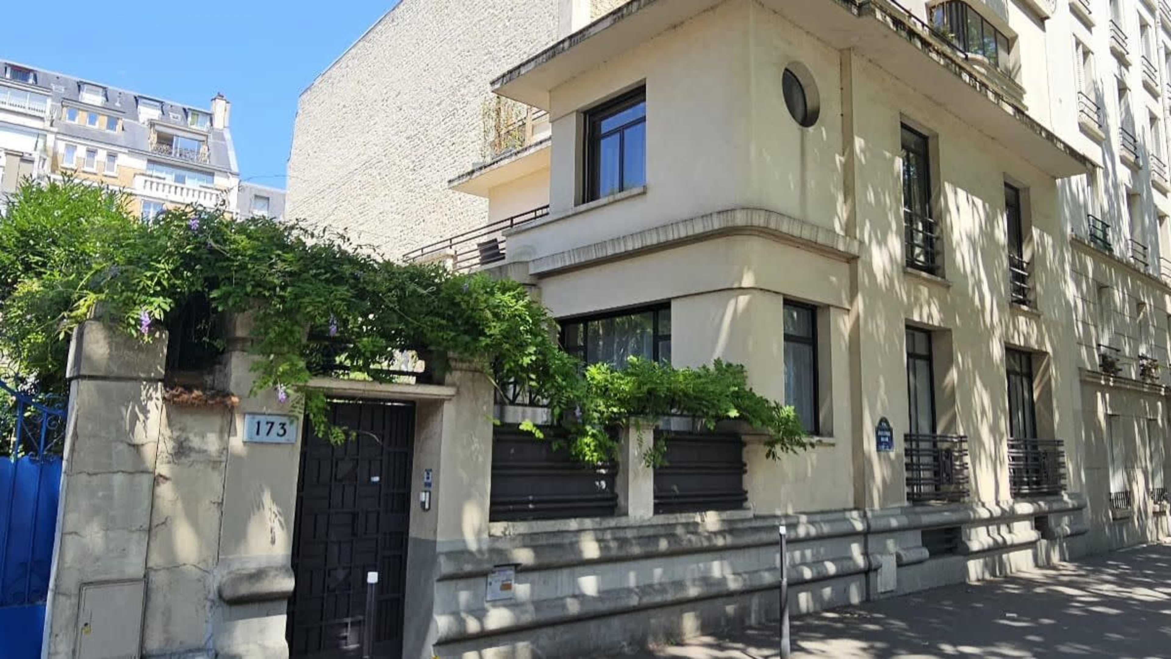 Maison de ville à Paris 14e Image in Petit-Montrouge, Paris