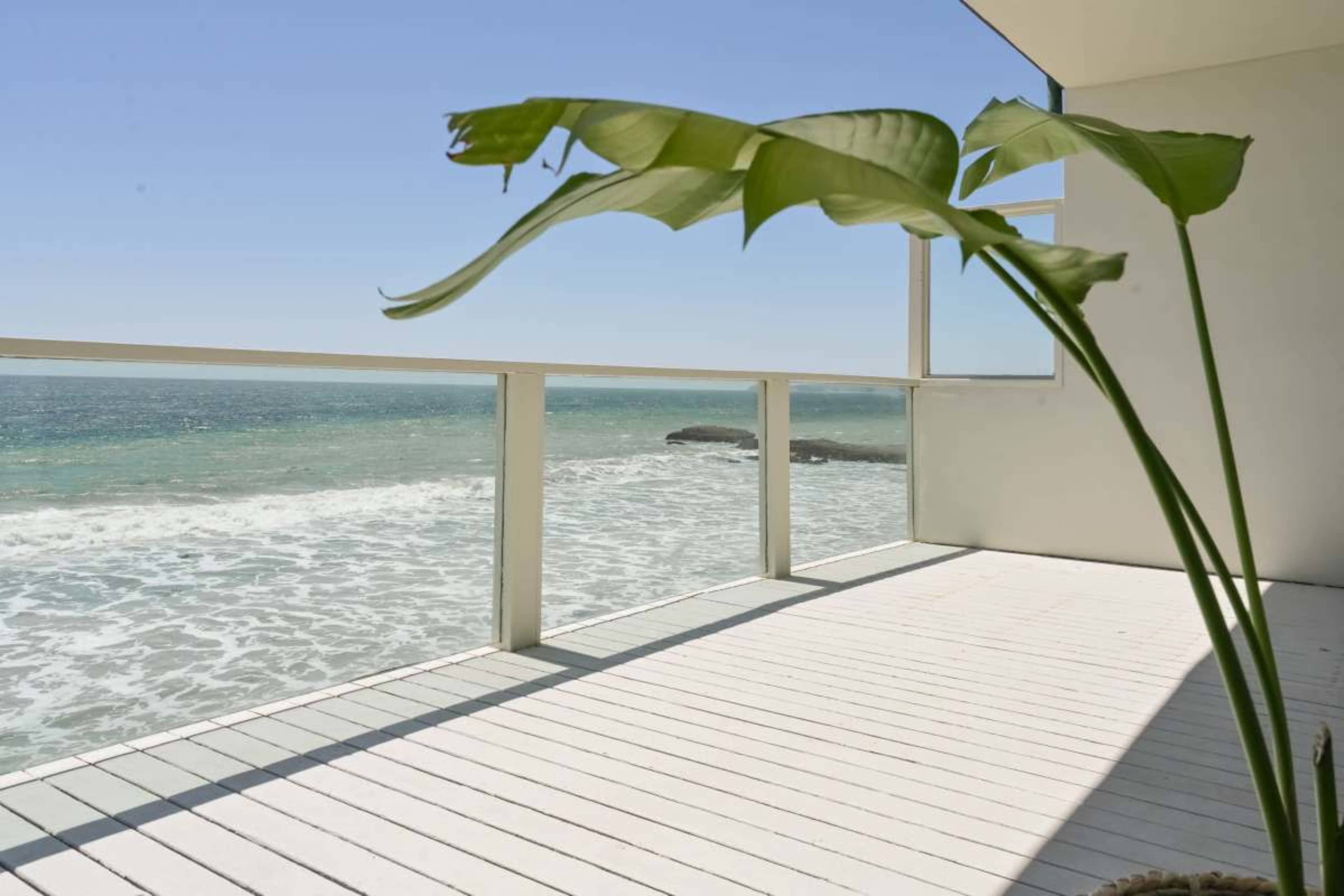 MALIBU BEACHFRONT HOME Image in Central Malibu, MALIBU, CA