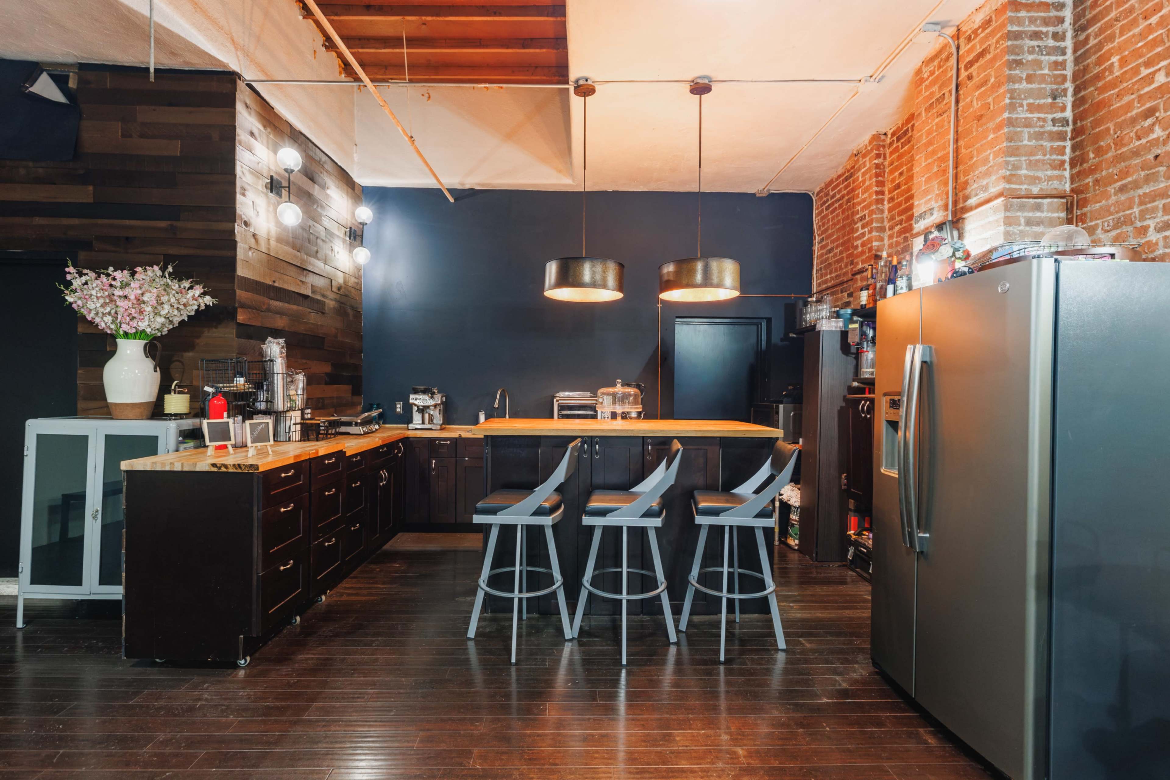 Sunny & Spacious, Cozy Loft w/Great Ambiance Image in Mott Haven, Bronx - New York, NY