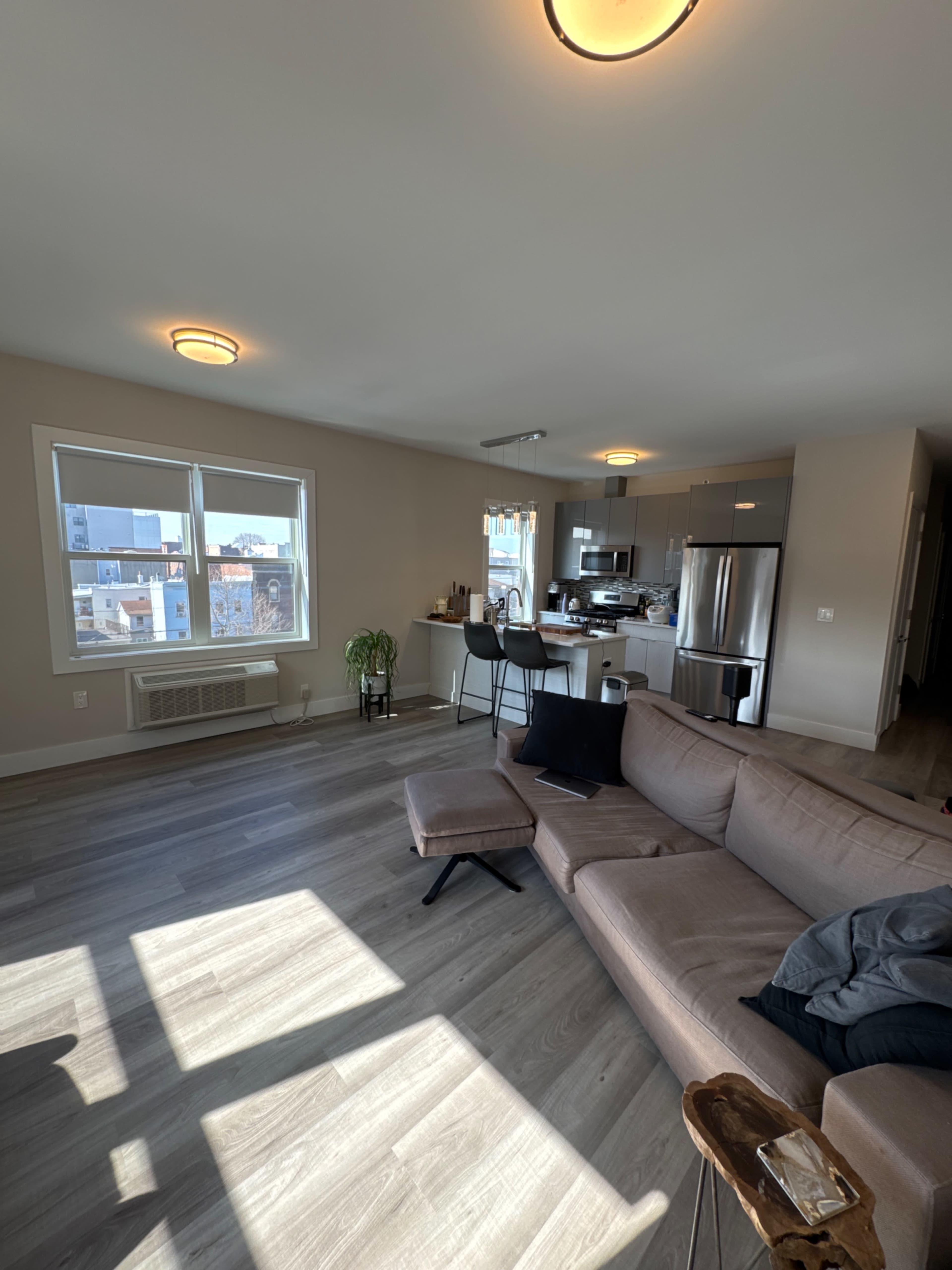Modern spacious apartment Image in West New York, West New York, NJ