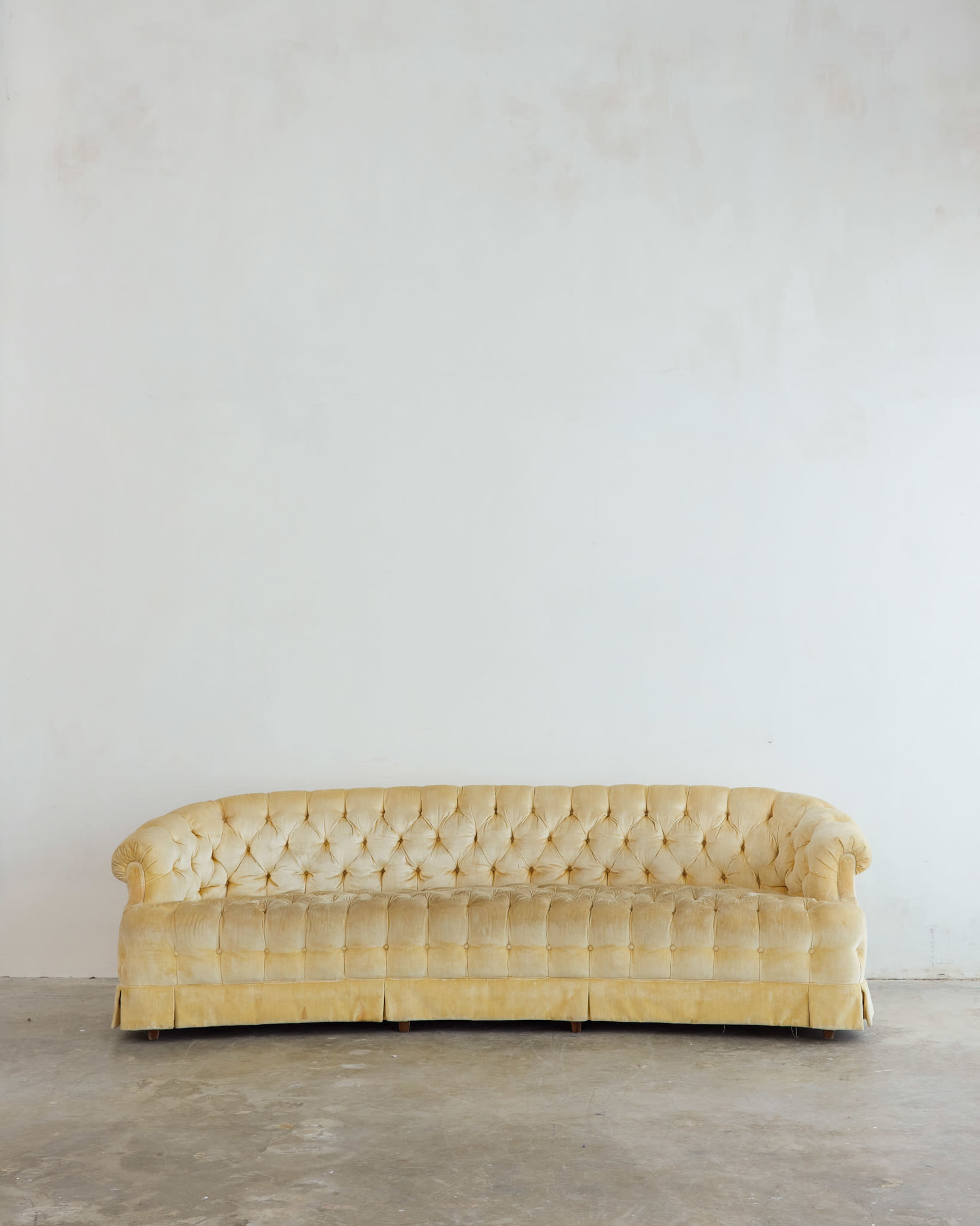 Natural Light Photography Studio with Open Floor Plan and located in Central Miami Image in Allapattah, Miami, FL
