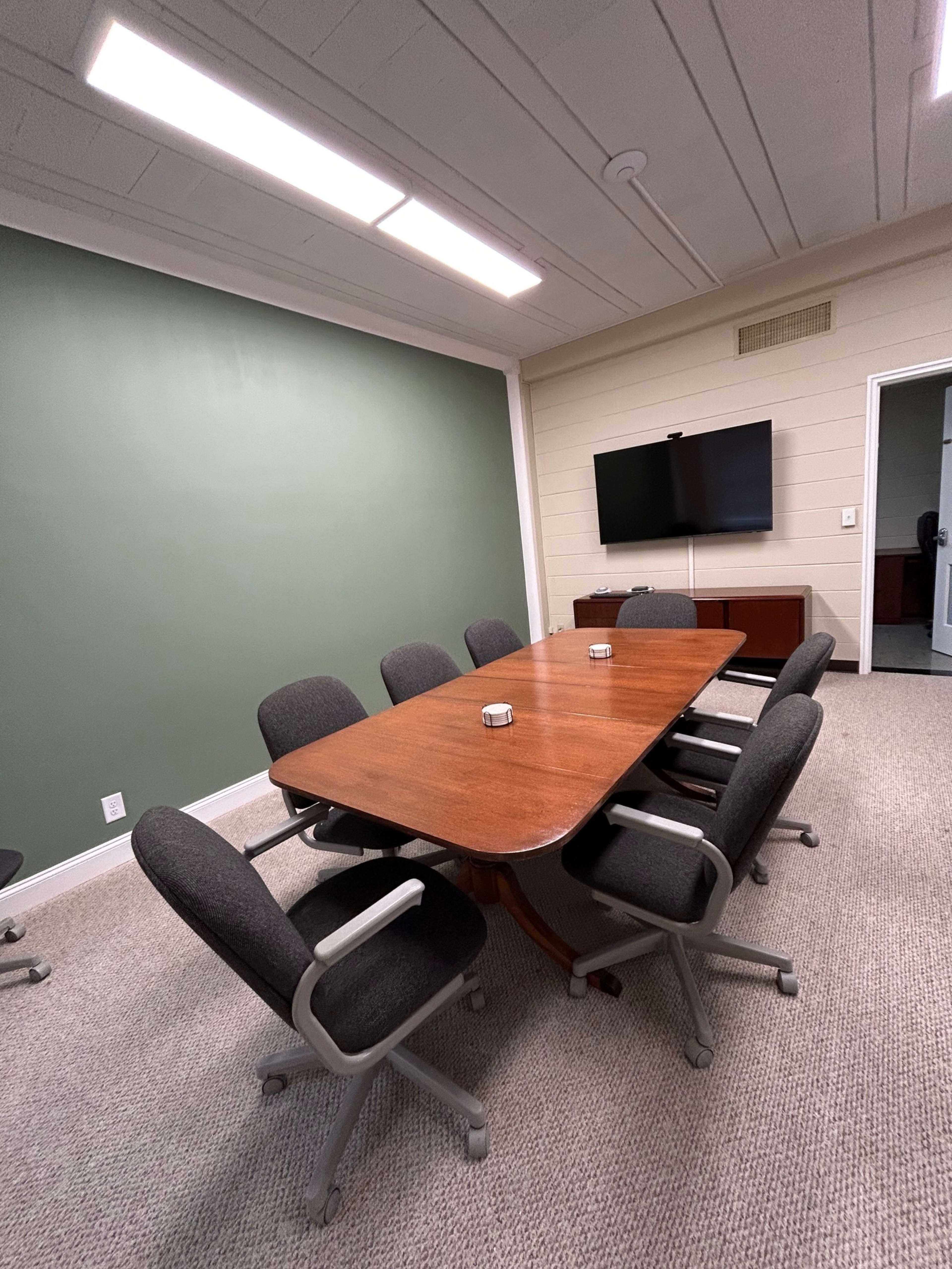Modern Conference Room for 8 | TV + Whiteboard | Ideal for Meetings & Presentations Image in Hillwood, Nashville, TN