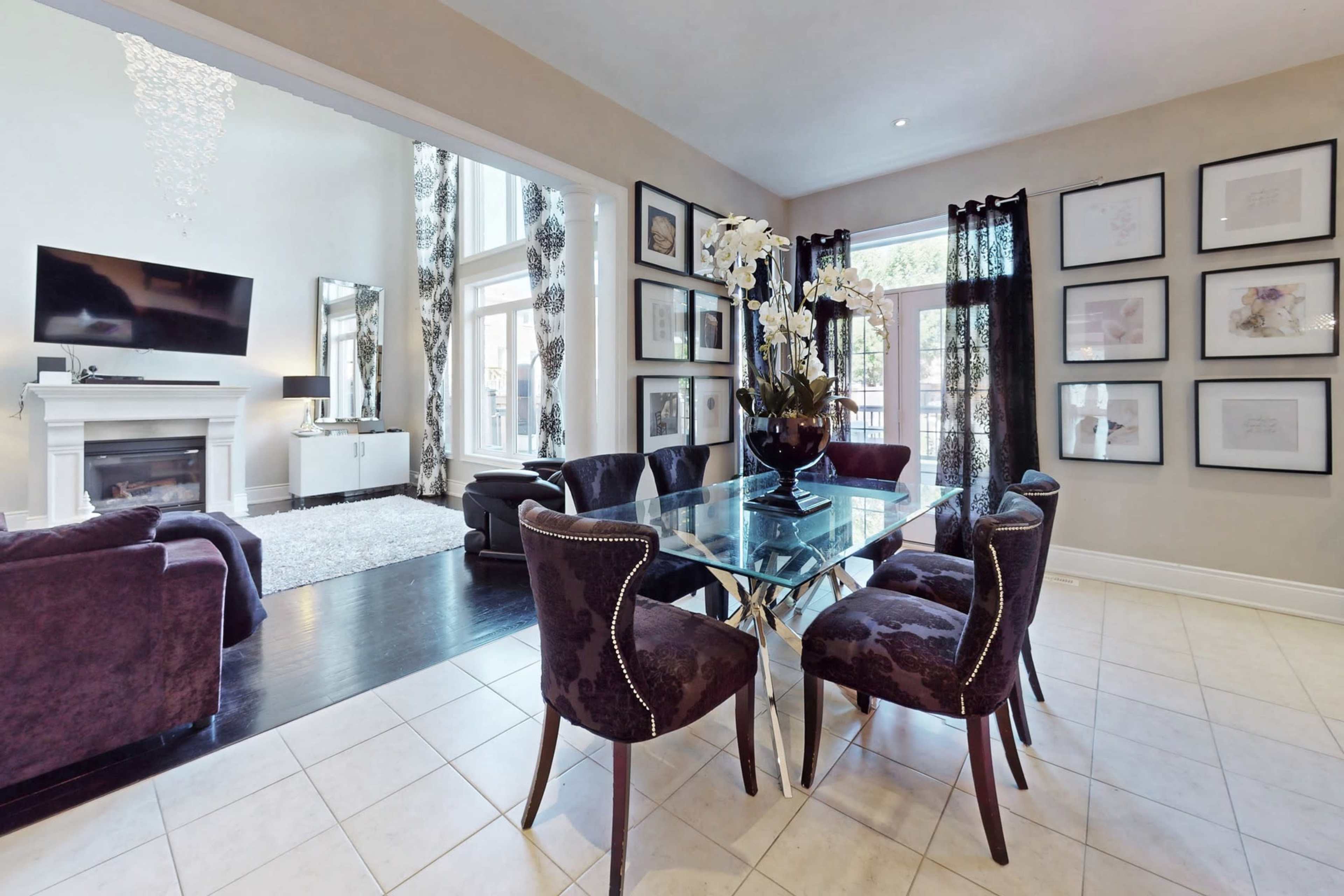 Luxurious Home Pickering with Private Office & In-Home Gym Image in Pickering, Pickering, ON