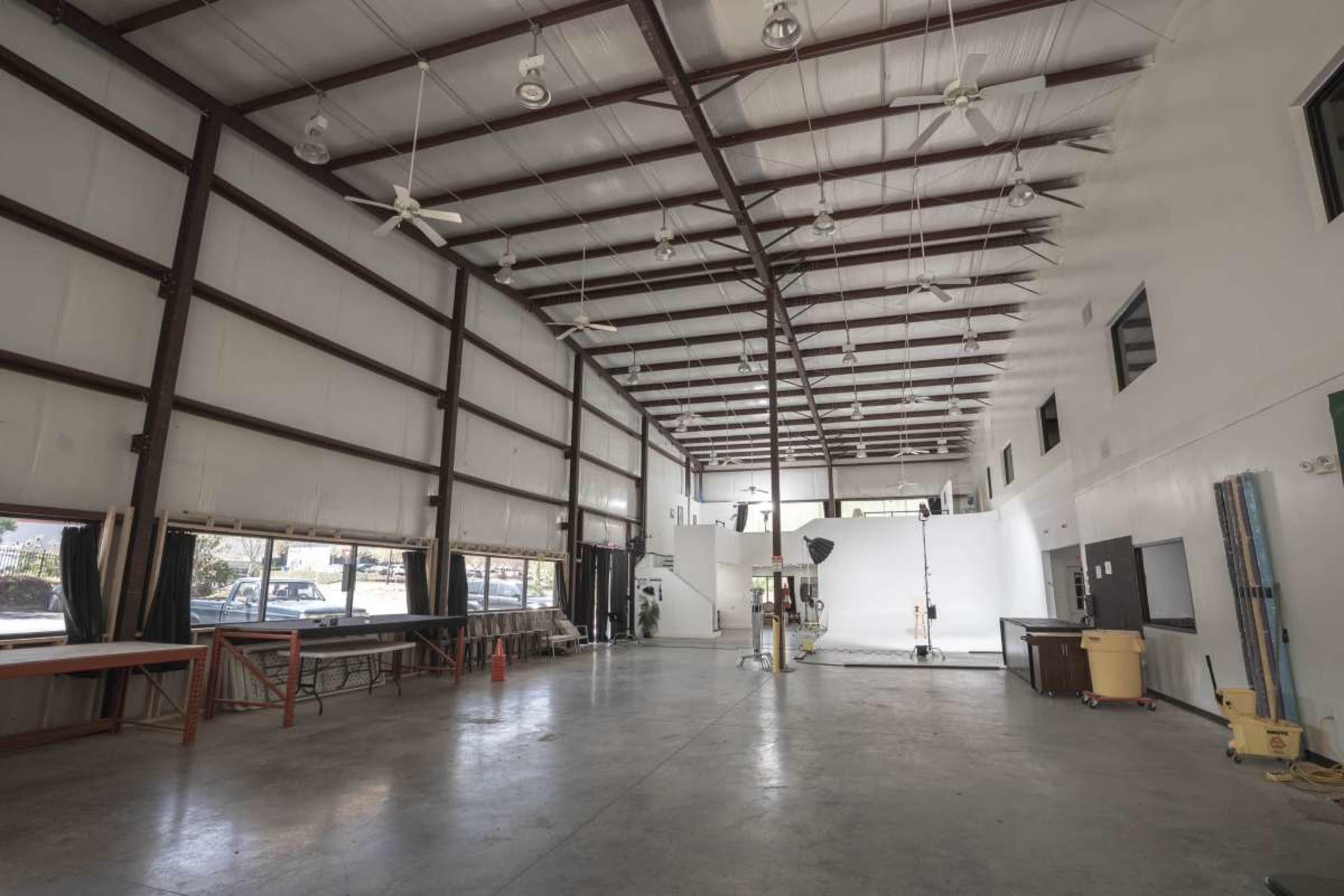 Industrial and Rustic Warehouse turned Photography Studio (Old Picture Framing Factory) Image in Mableton, Mableton, GA
