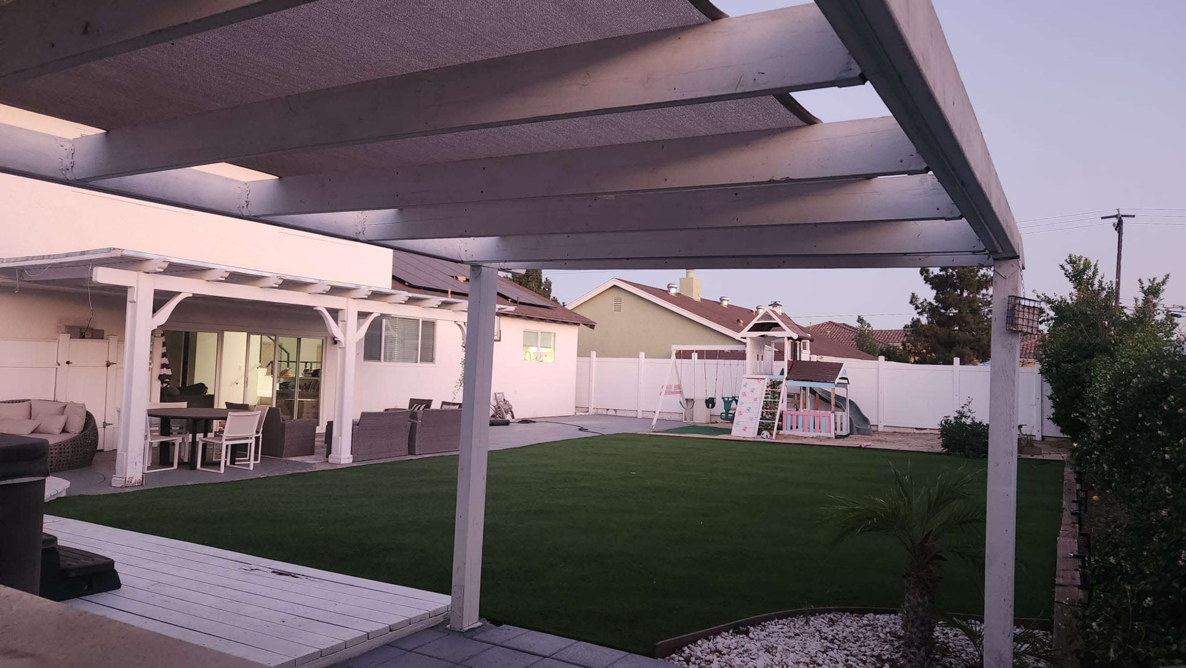 Urban Green Soothing Backyard Image in Simi Valley, Simi Valley, CA