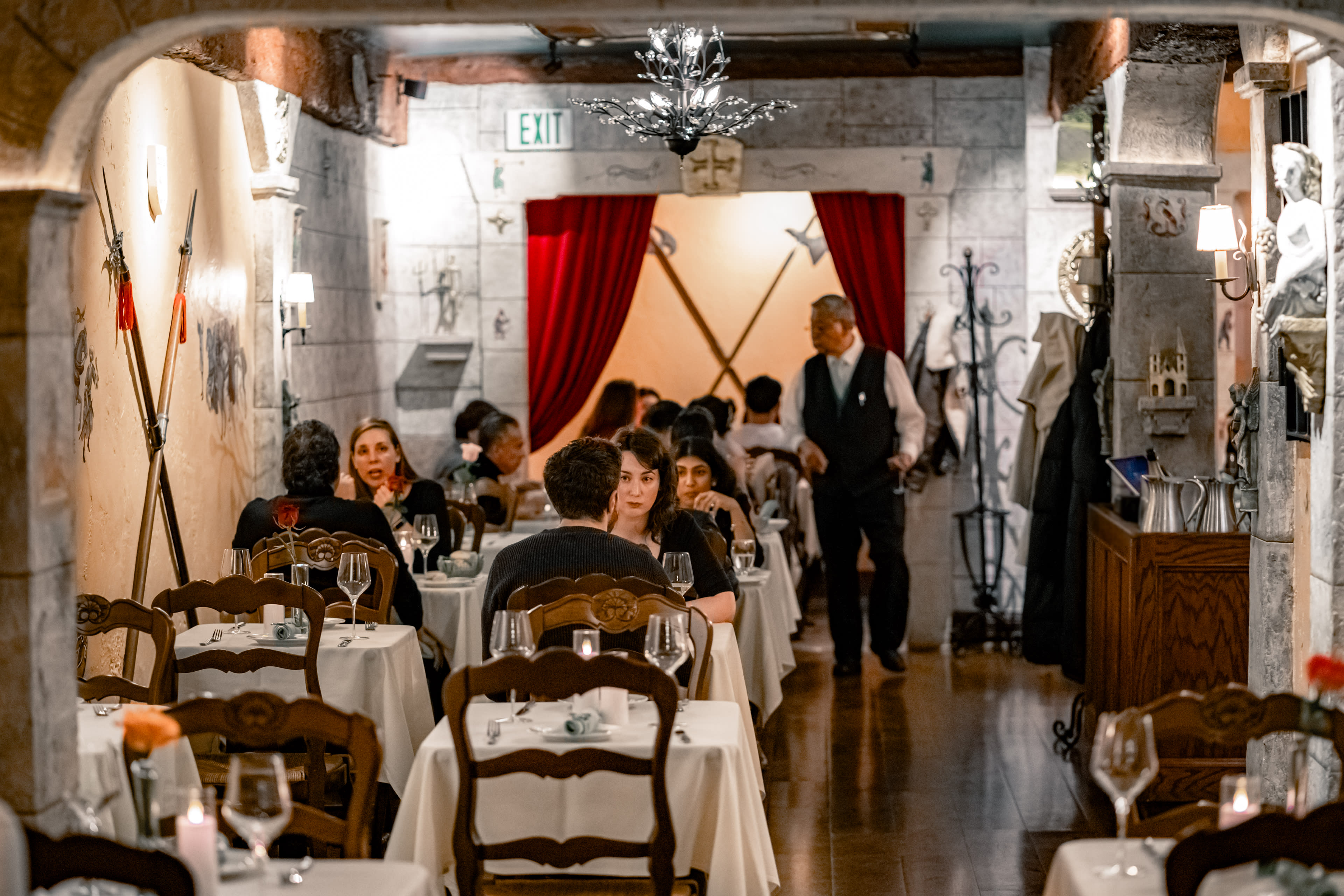 In the heart of San Francisco with medieval touch and once, The Jeanne D’arc. Image in Union Square, San Francisco, CA