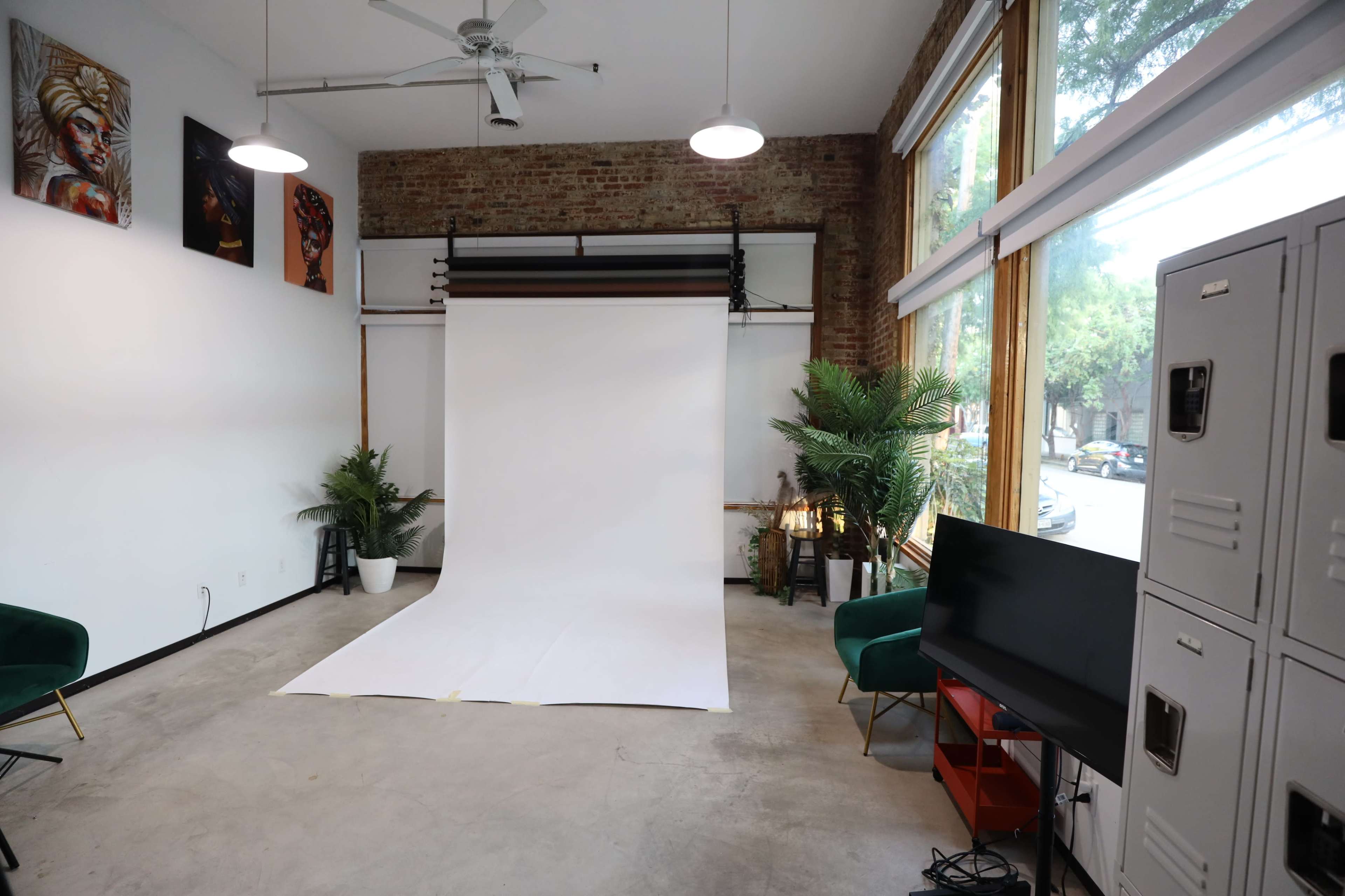 Versatile Creative Space Image in South Dallas, Dallas, TX