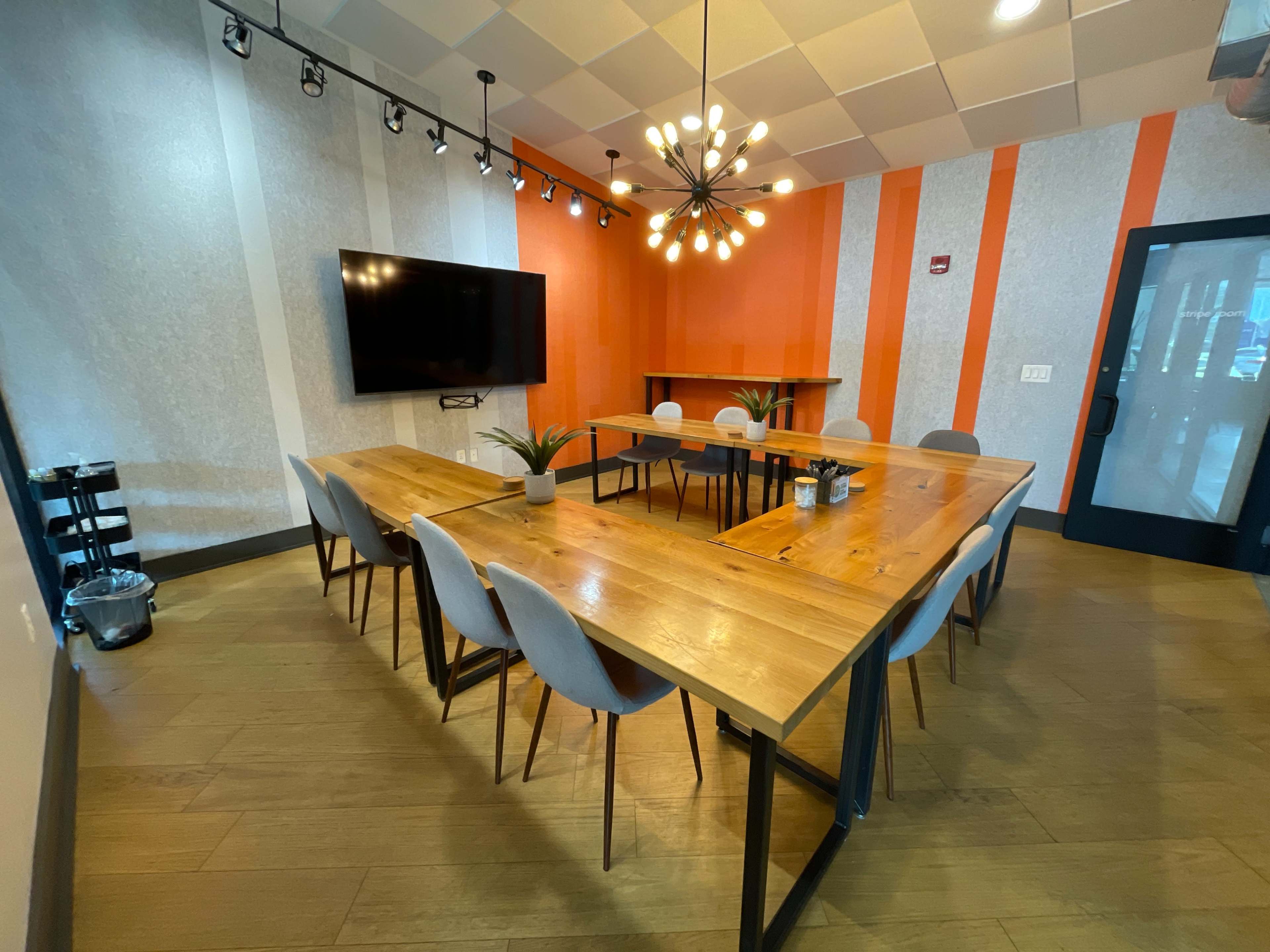 Bright Stripe Room for Meetings Image in Fall Creek Township, Noblesville, IN