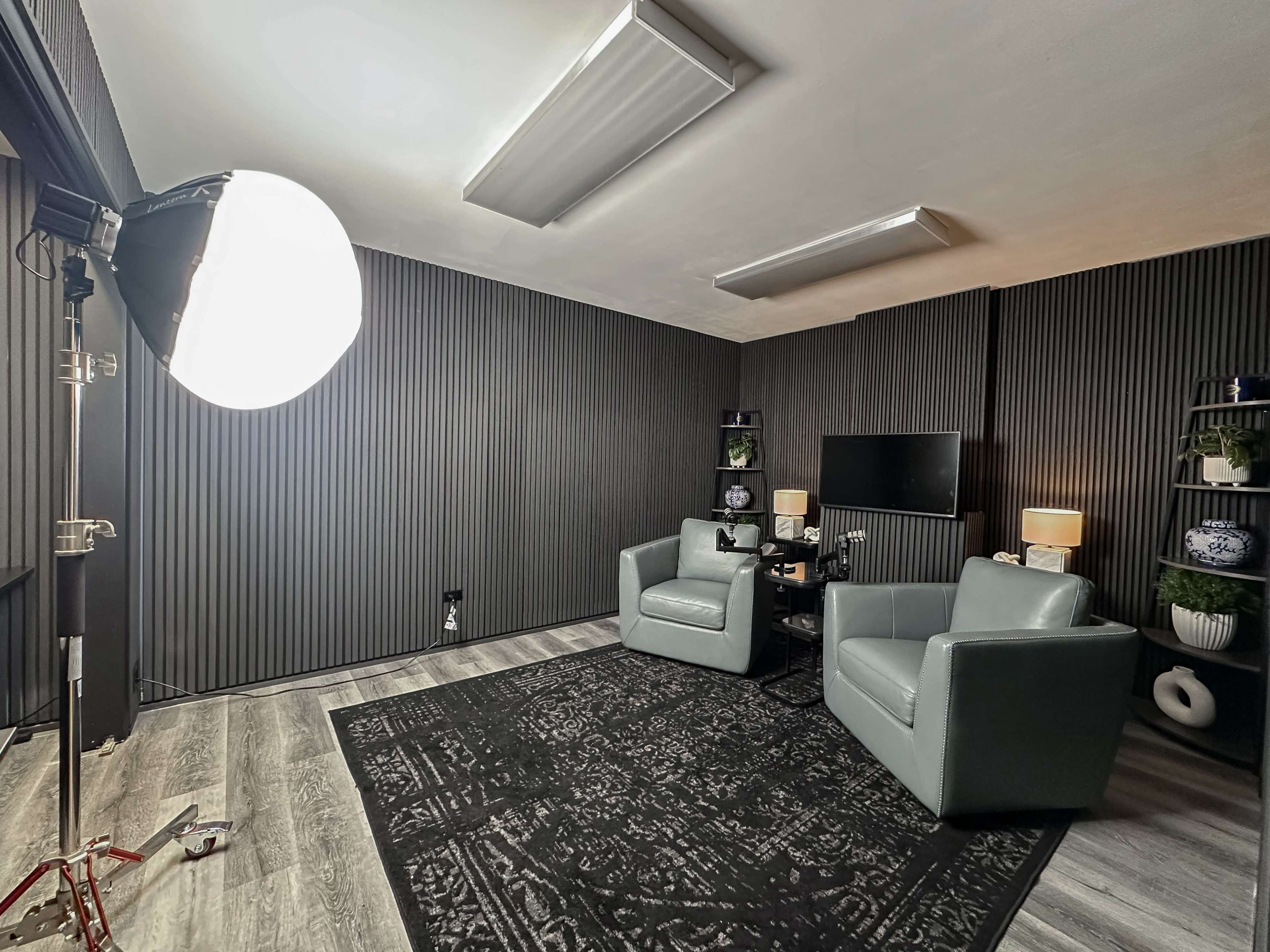 Apex Podcasting Solutions Image in Du Page Township, Bolingbrook, IL