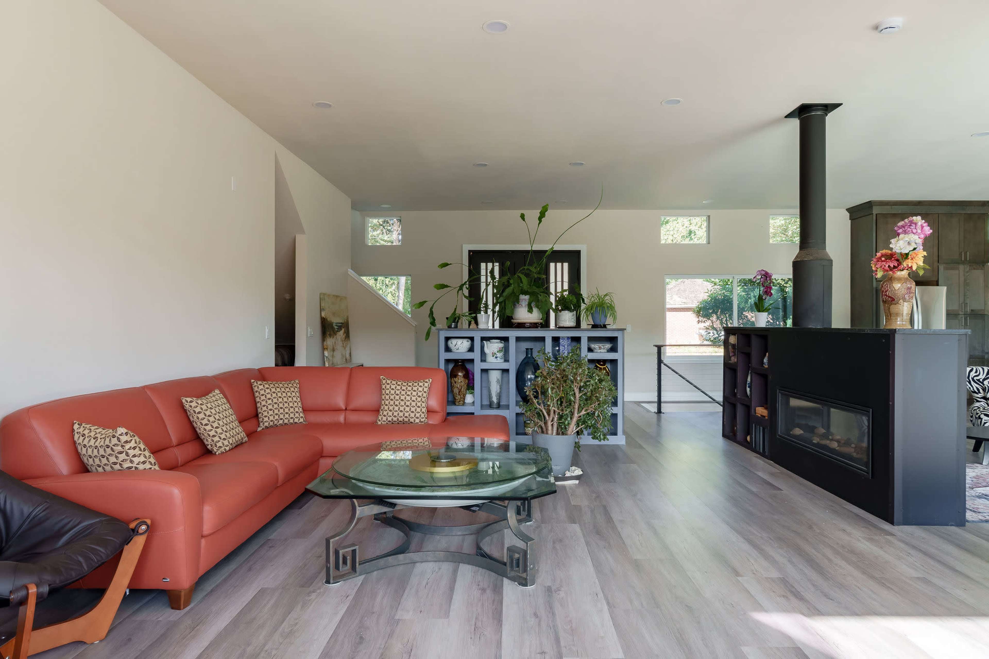 Spacious River front Beauty - New Build! Image in Oak Grove, Milwaukie, OR