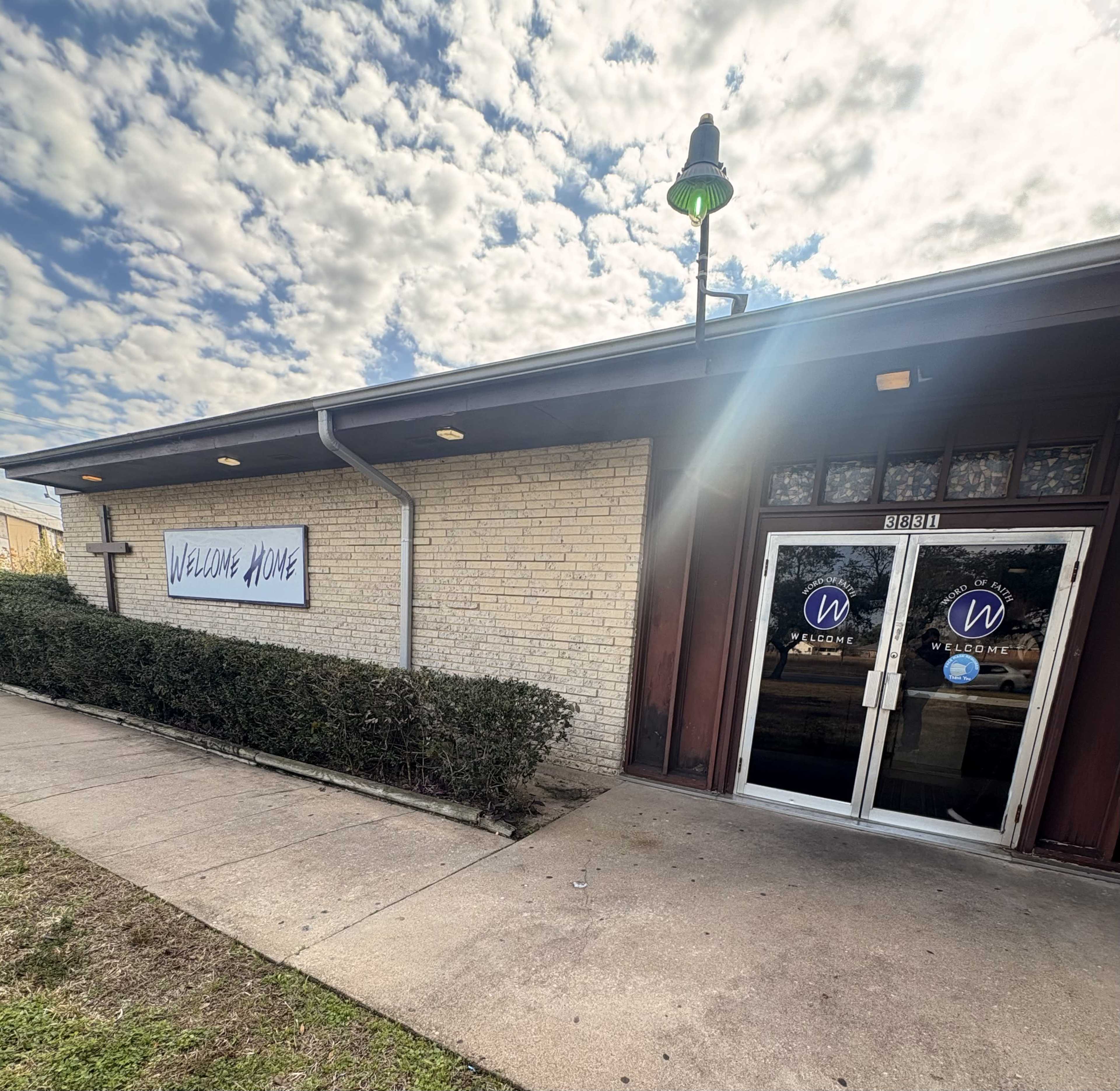 Spacious Event & Production Venue with Large Private Parking Lot Image in Central Southwest, Houston, TX