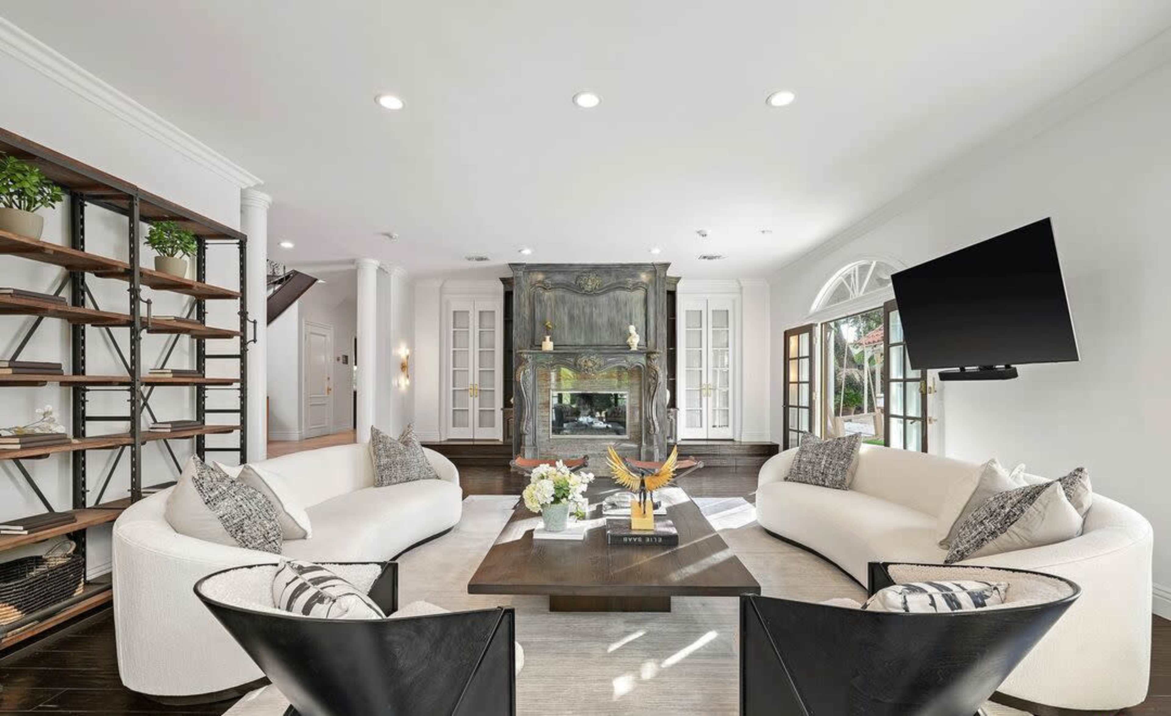 Spanish / Mediterranean Estate Image in Encino, Encino, CA