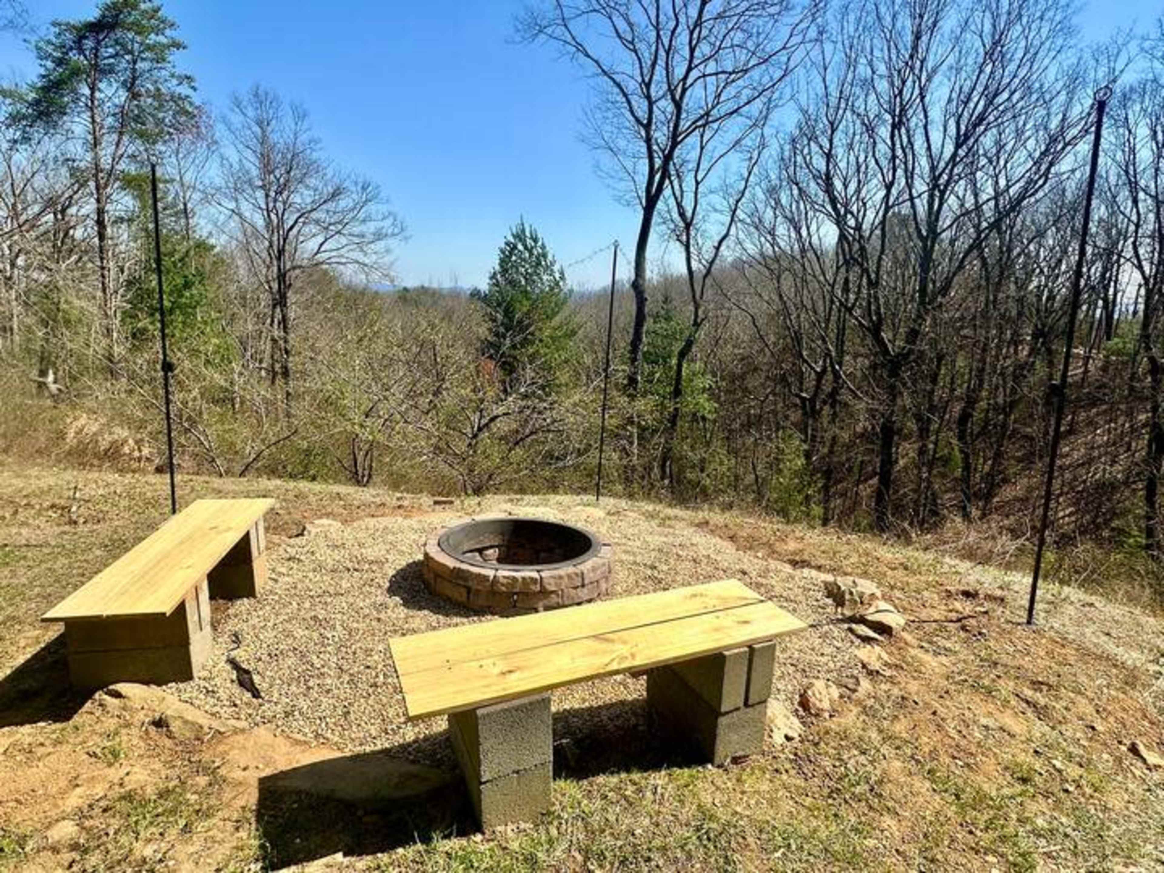 Secluded Mountain Cabin with views Image in , Ellijay, GA