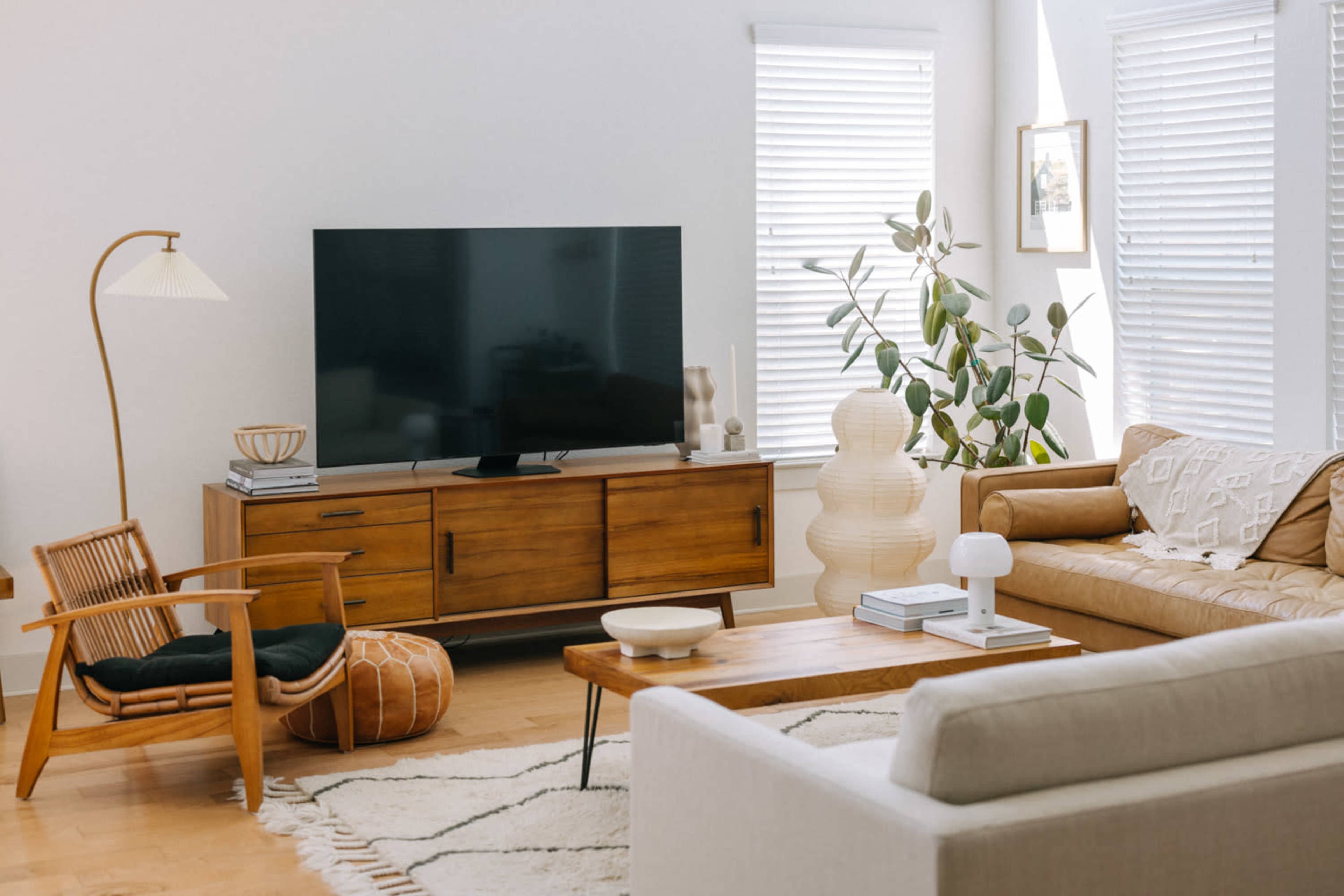 Photographer's beautiful two story home with cozy vibes and tons of natural light! Image in , AUSTIN, TX