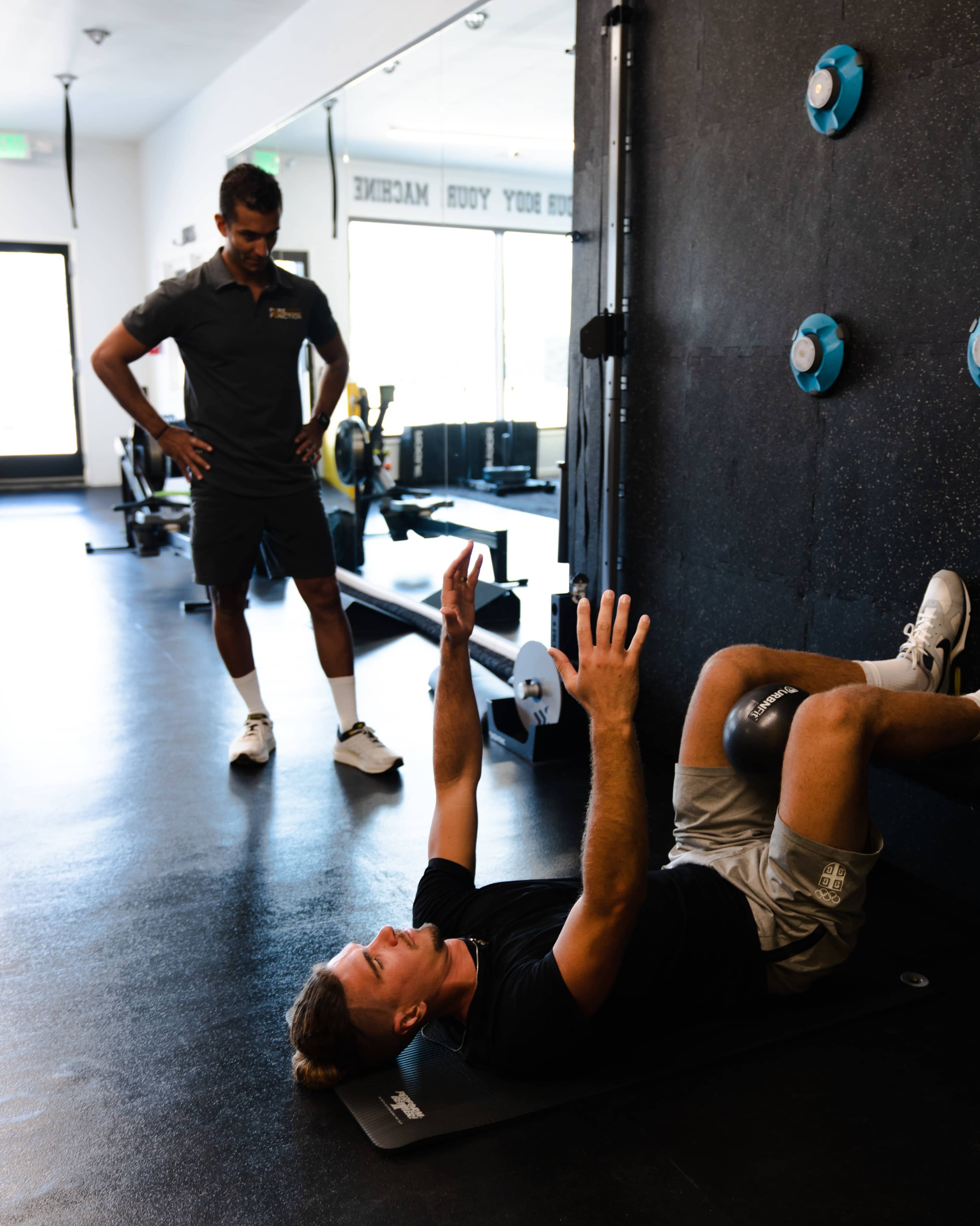 1200 sqf boutique studio has all the equipments for recording movies or documentary or sport show , great natural light and a big window with Ventura view Image in Woodland Hills, Woodland Hills, CA