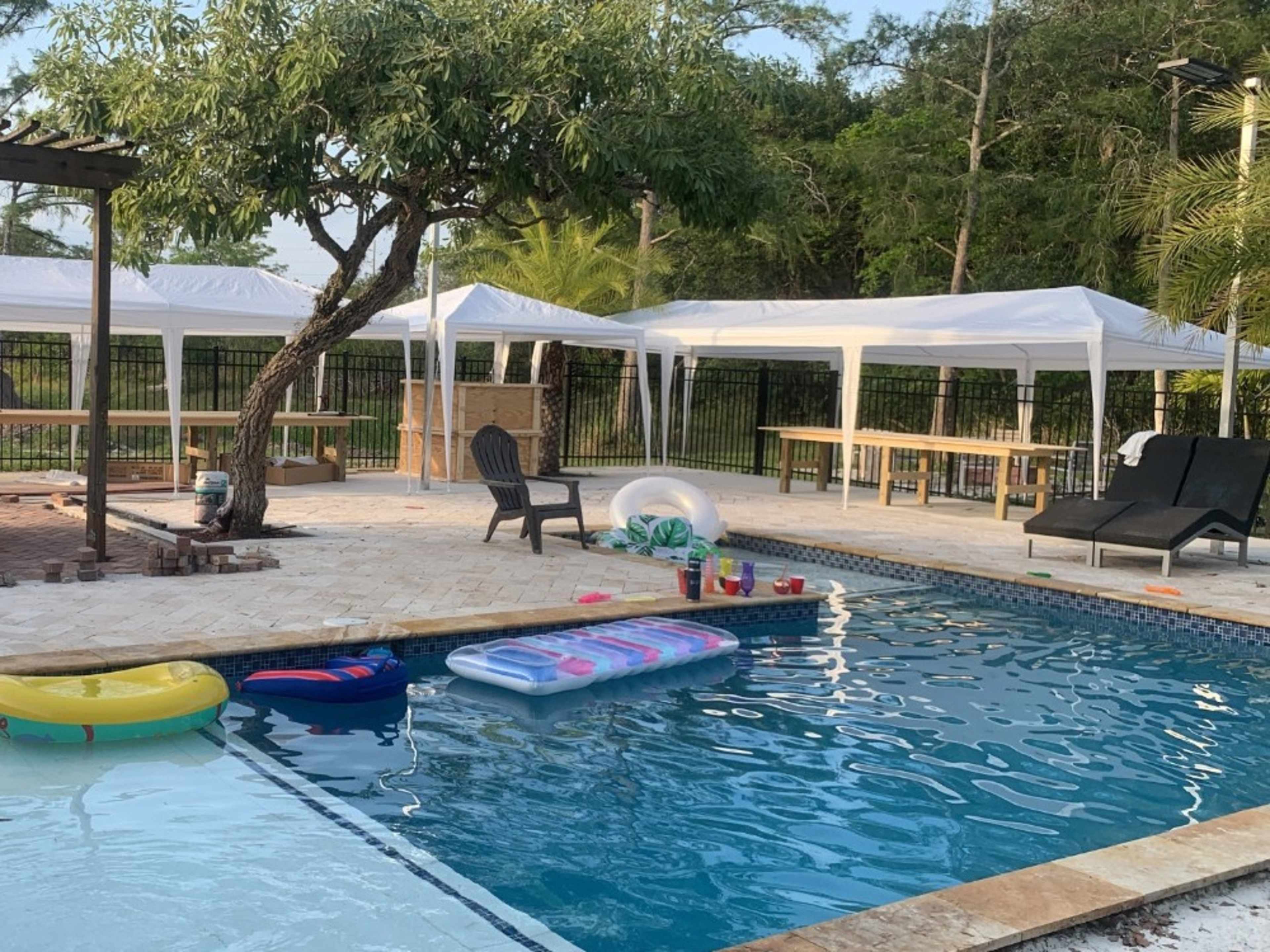 12' Classic wood table