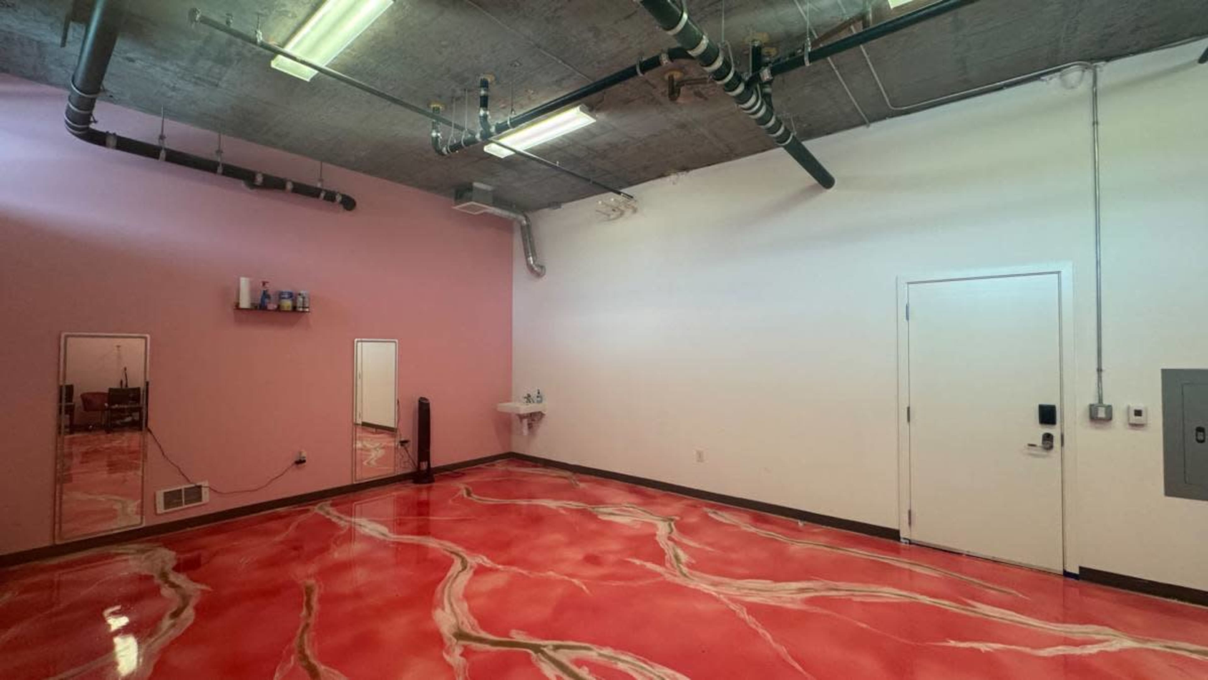 Downtown luxury suite Image in SoMa, San Francisco, CA