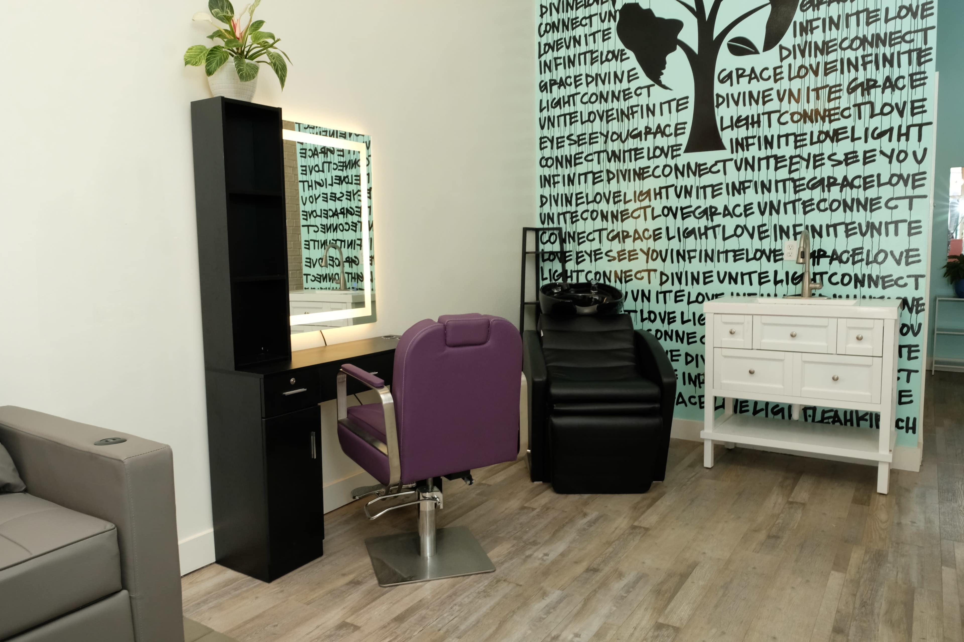 Santa Monica Nail and Hair Beauty Salon Image in Sunset Park, Santa Monica, CA
