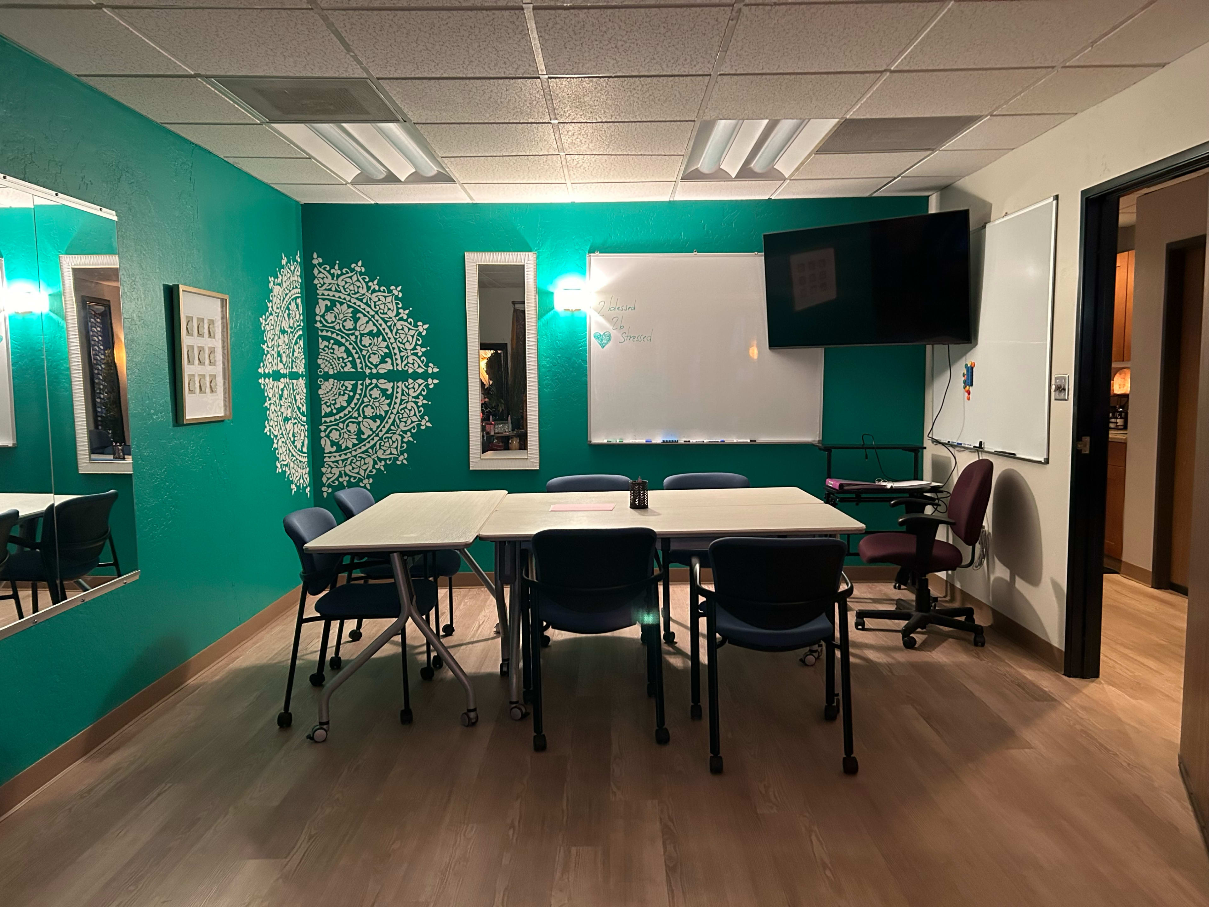 Downtown office space for therapy or groups of 10 Image in Encanto Village, Phoenix, AZ