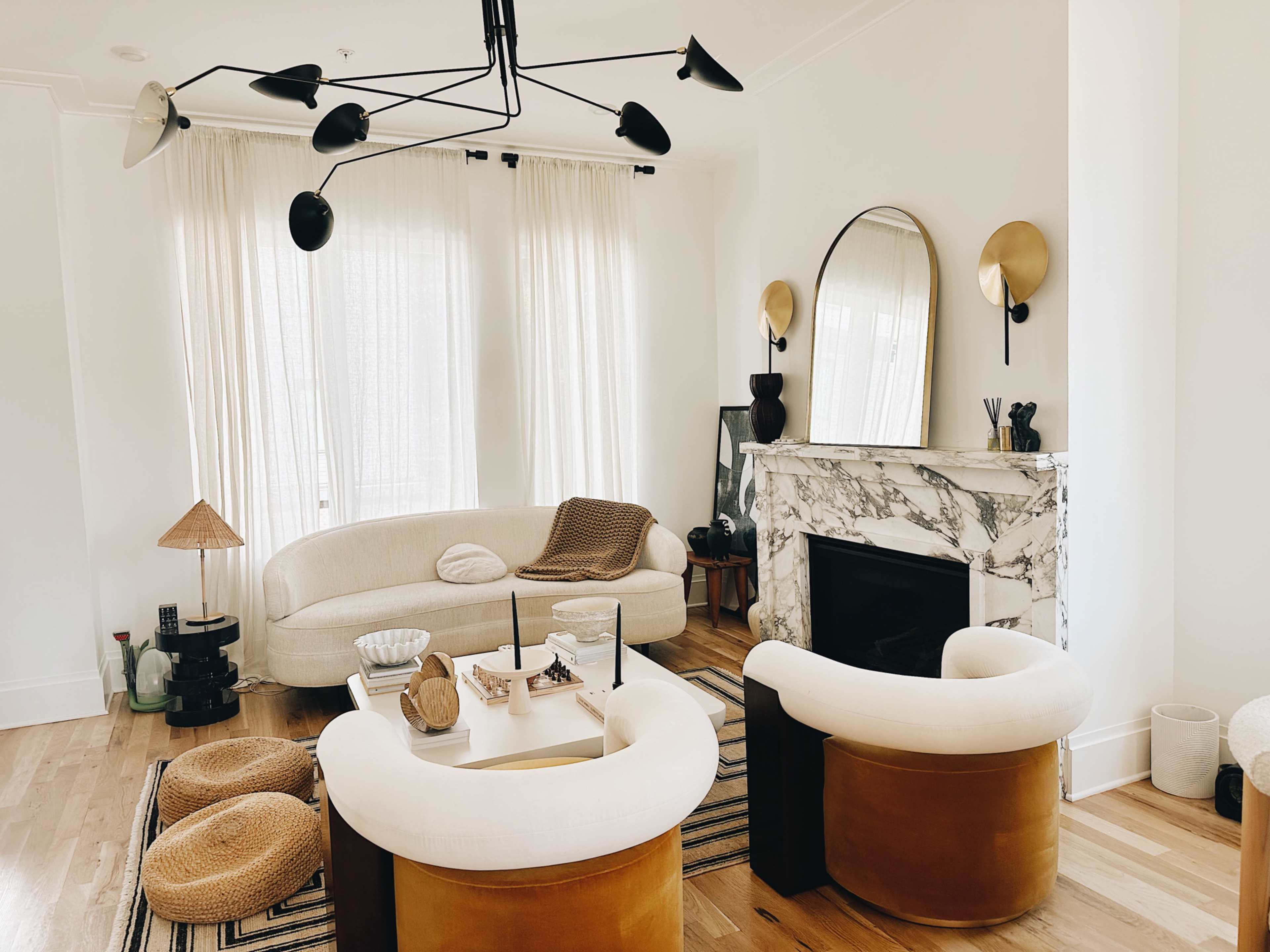 Open Space Living Room & Kitchen for Photography, Film, & Content Creation Image in Kirkwood, Atlanta, GA
