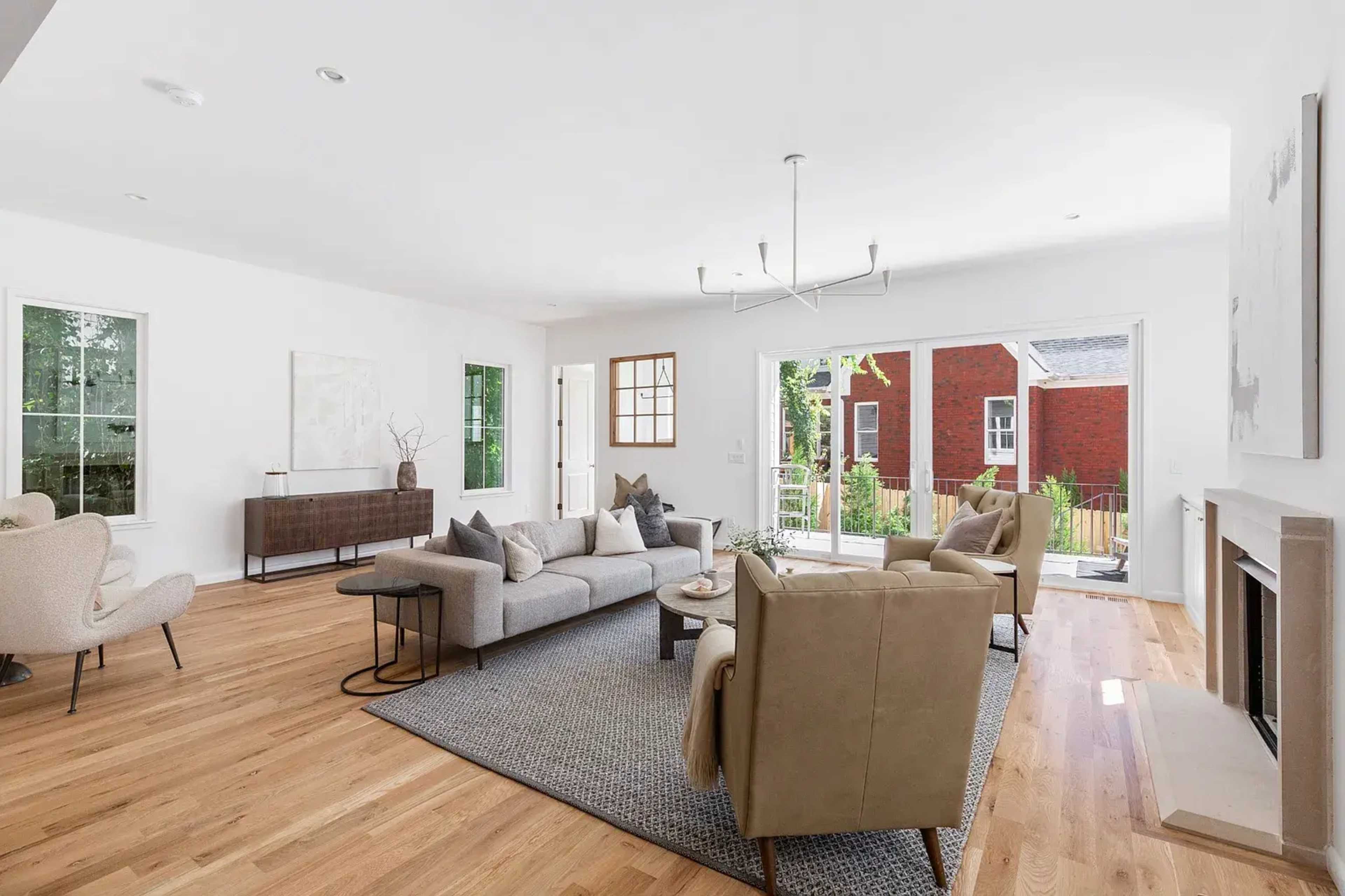 Modern, Spacious Green Hills Home for Showers, Retreats & Creative Events Image in Avalon, Nashville, TN