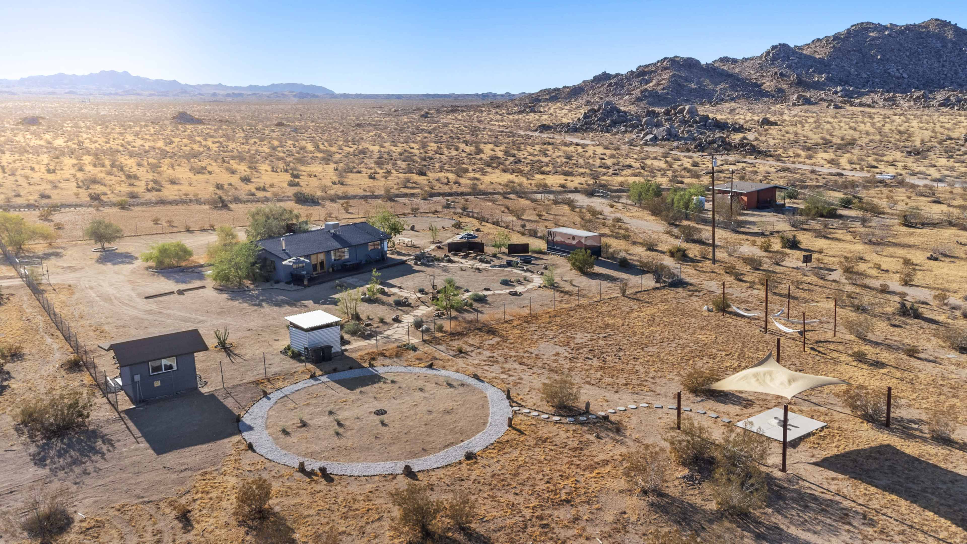 Ventara - A meditative desert home with vast desert views and endless sky's. Image in Homestead Valley, Landers, CA