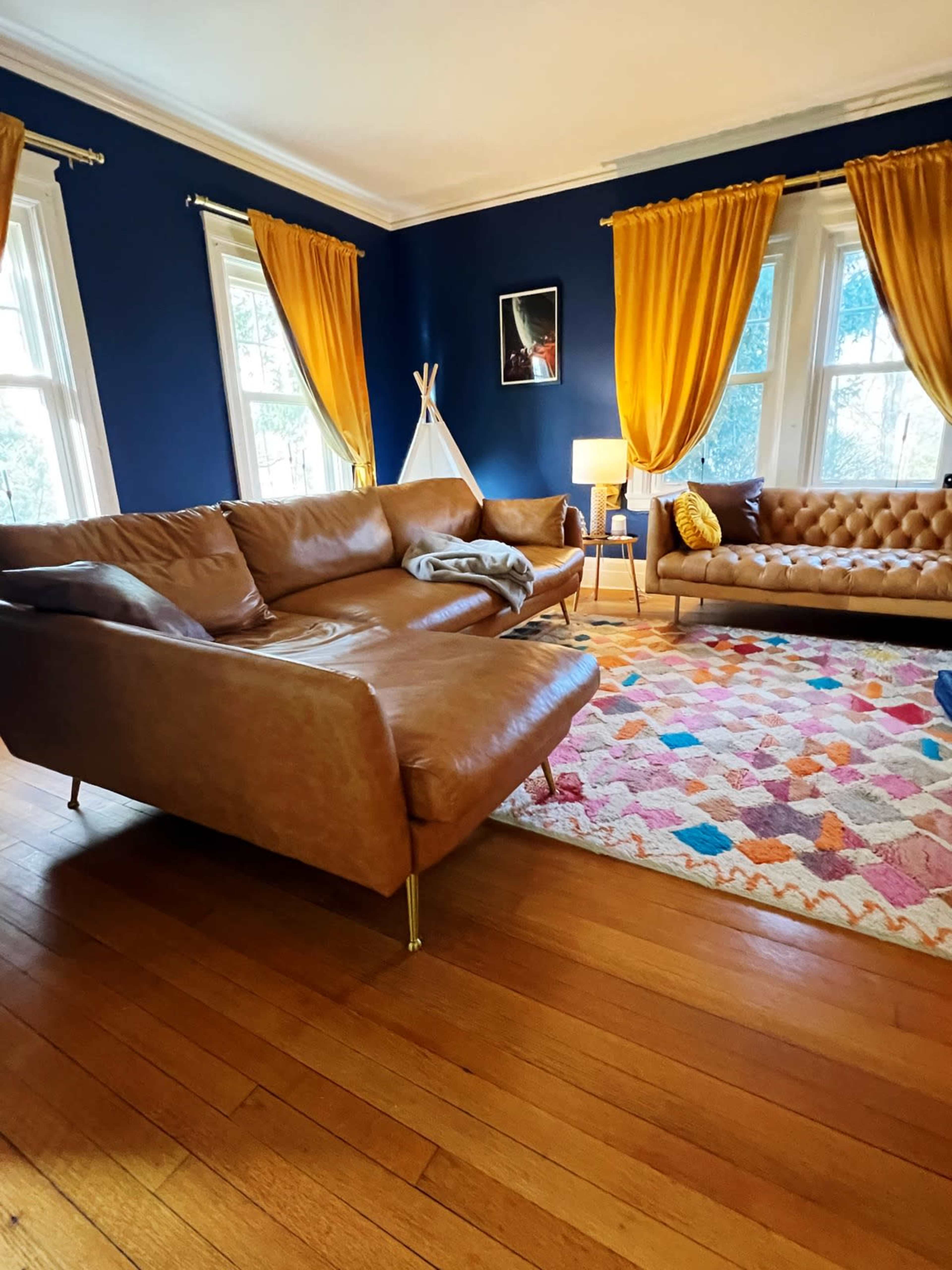 Historic Hudson Valley Colonial House Image in Poughkeepsie, Poughkeepsie, NY